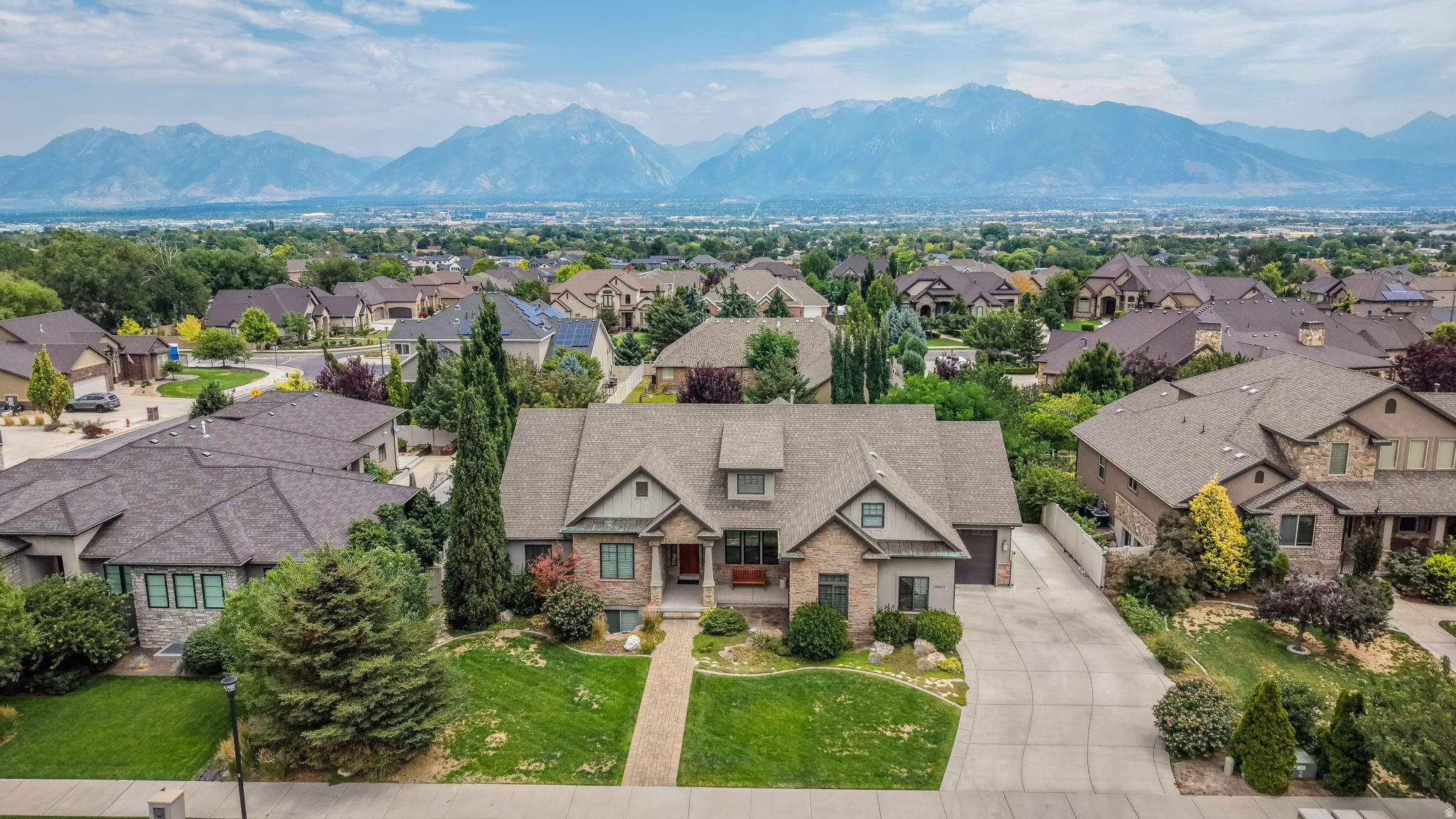 BISON RIDGE - Residential