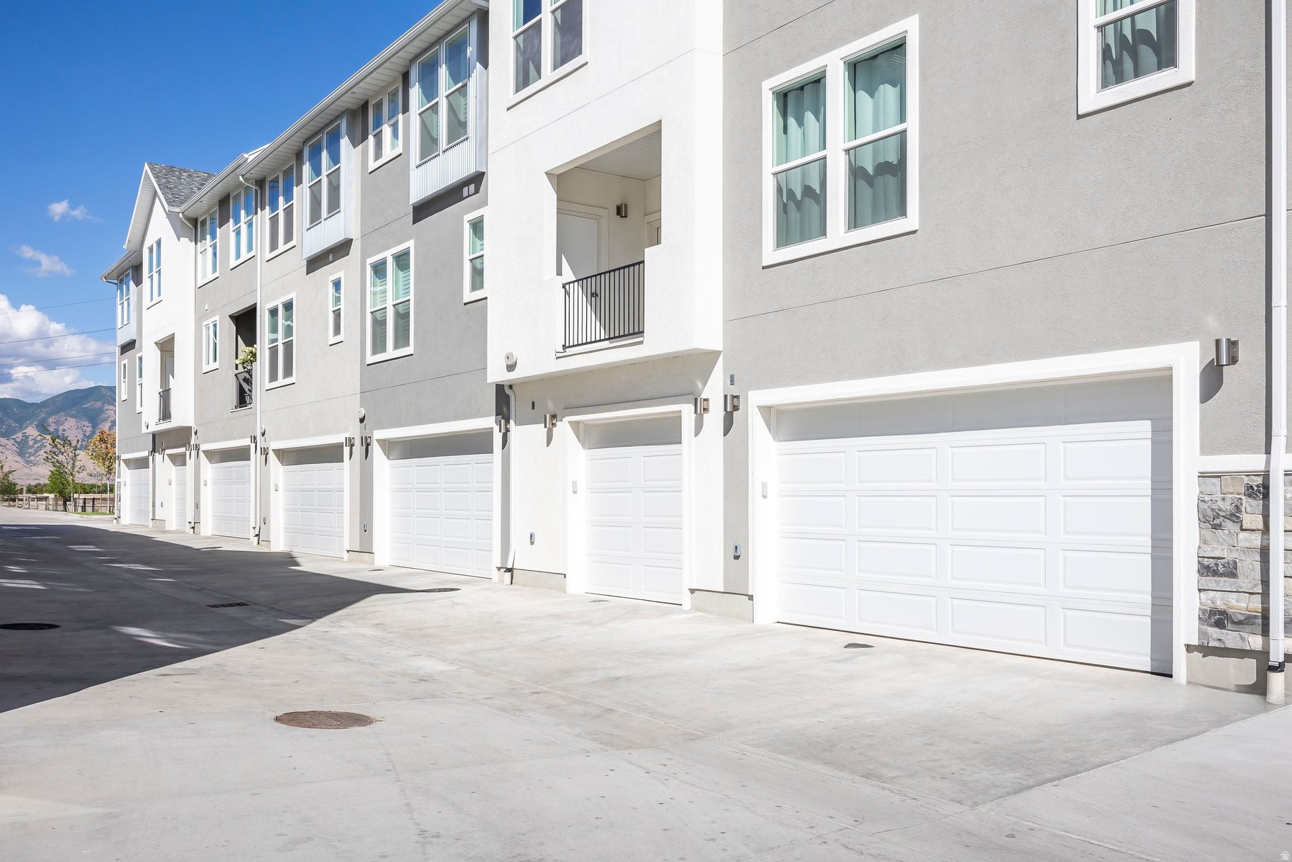 RIDGE - Residential