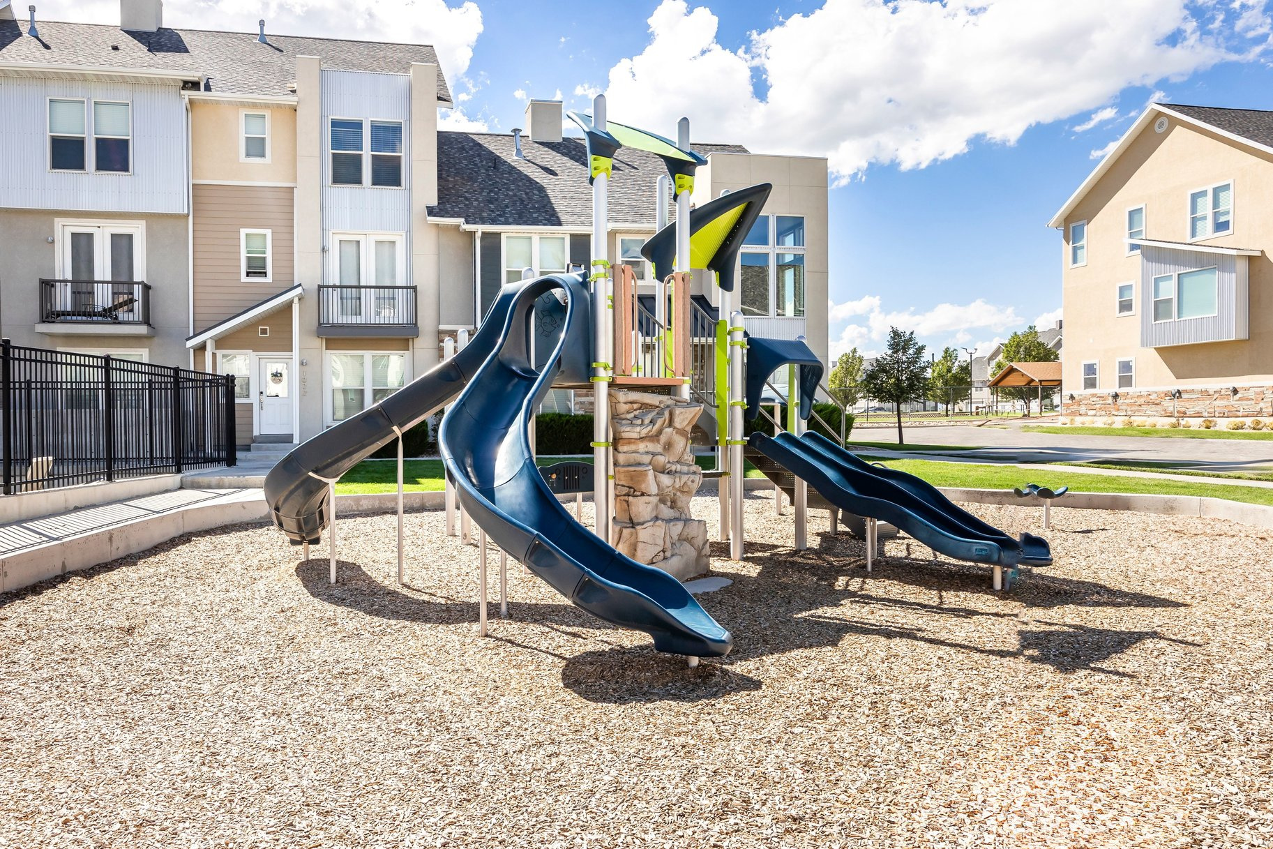 RIDGE - Residential