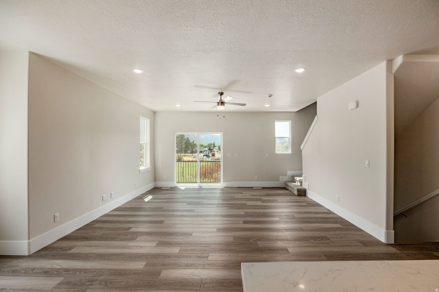 RIDGE - Residential
