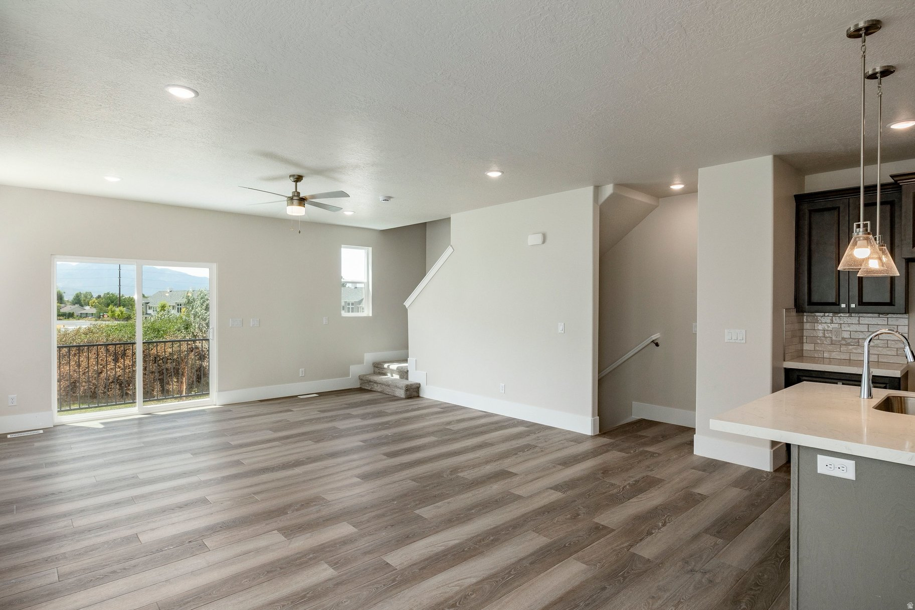 RIDGE - Residential