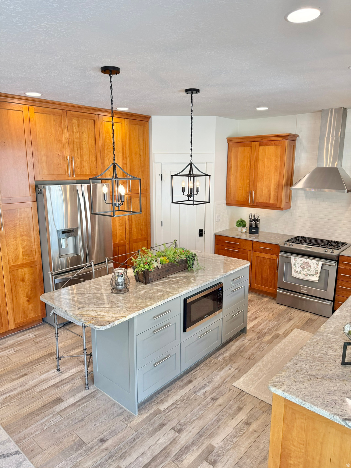 DEER CREST - Residential