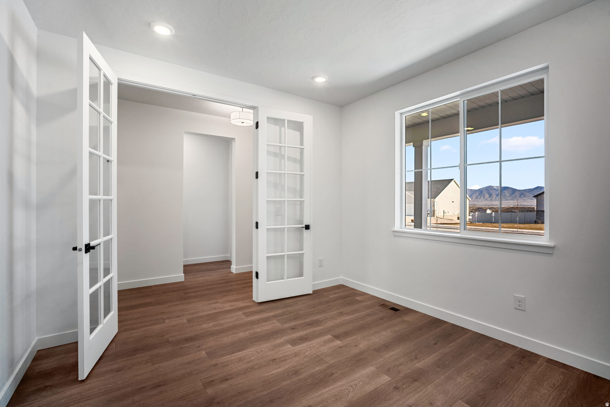 SMITH RANCH - Residential