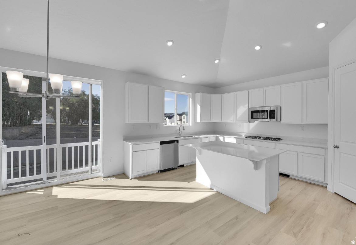 SMITH RANCH - Residential