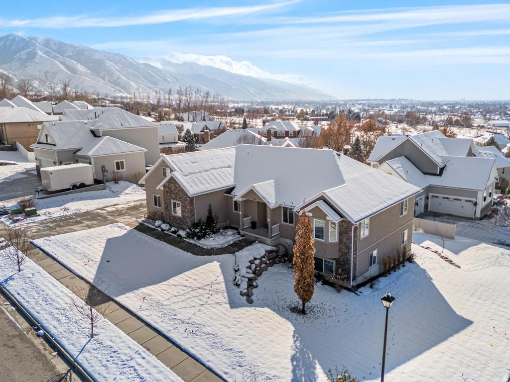 SHADOW BLUFF ESTATES - Residential