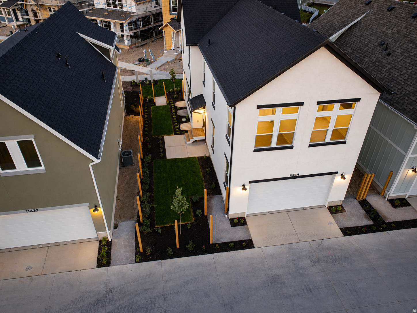 DAYBREAK - Residential
