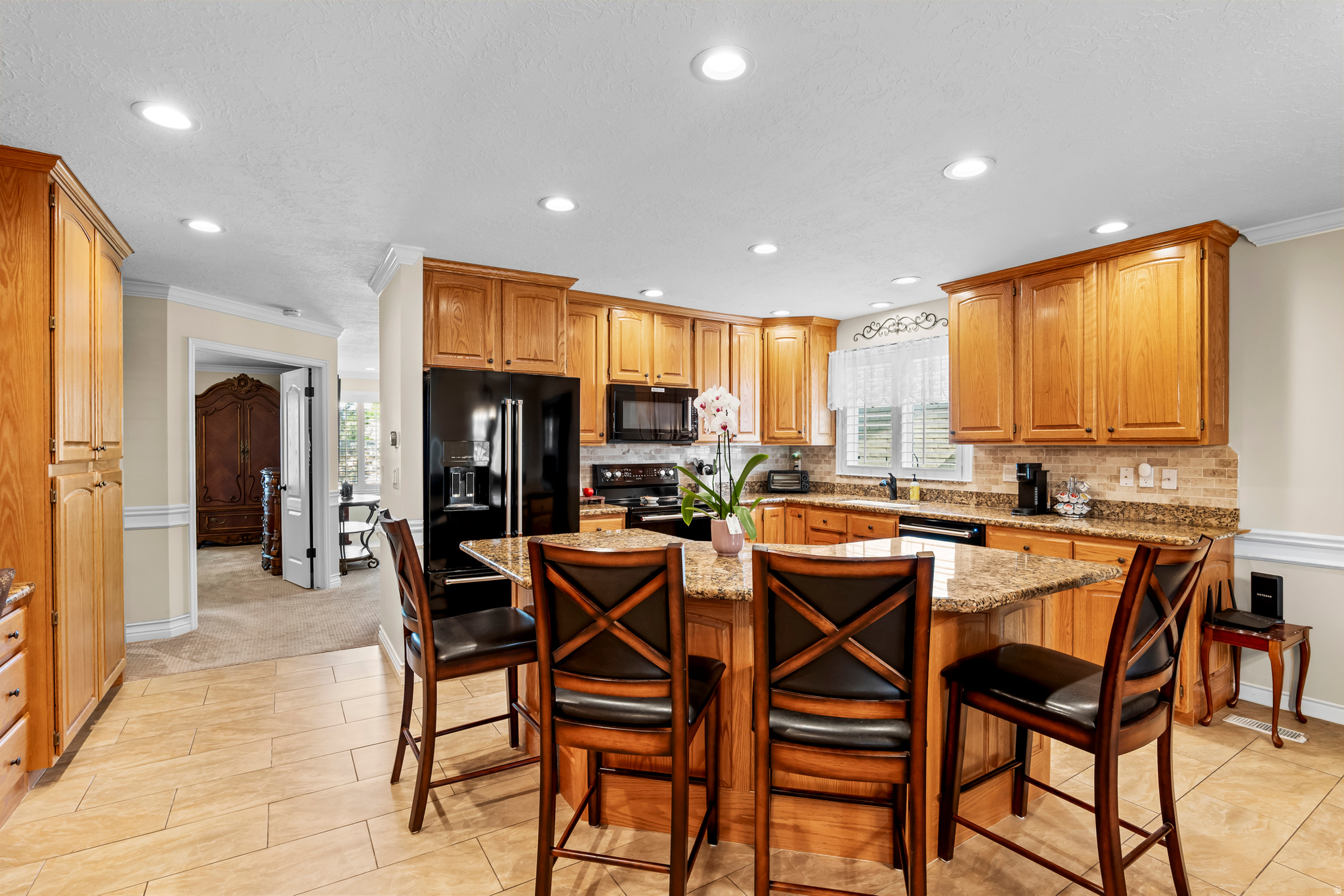 CORNERSTONE CONDO - Residential