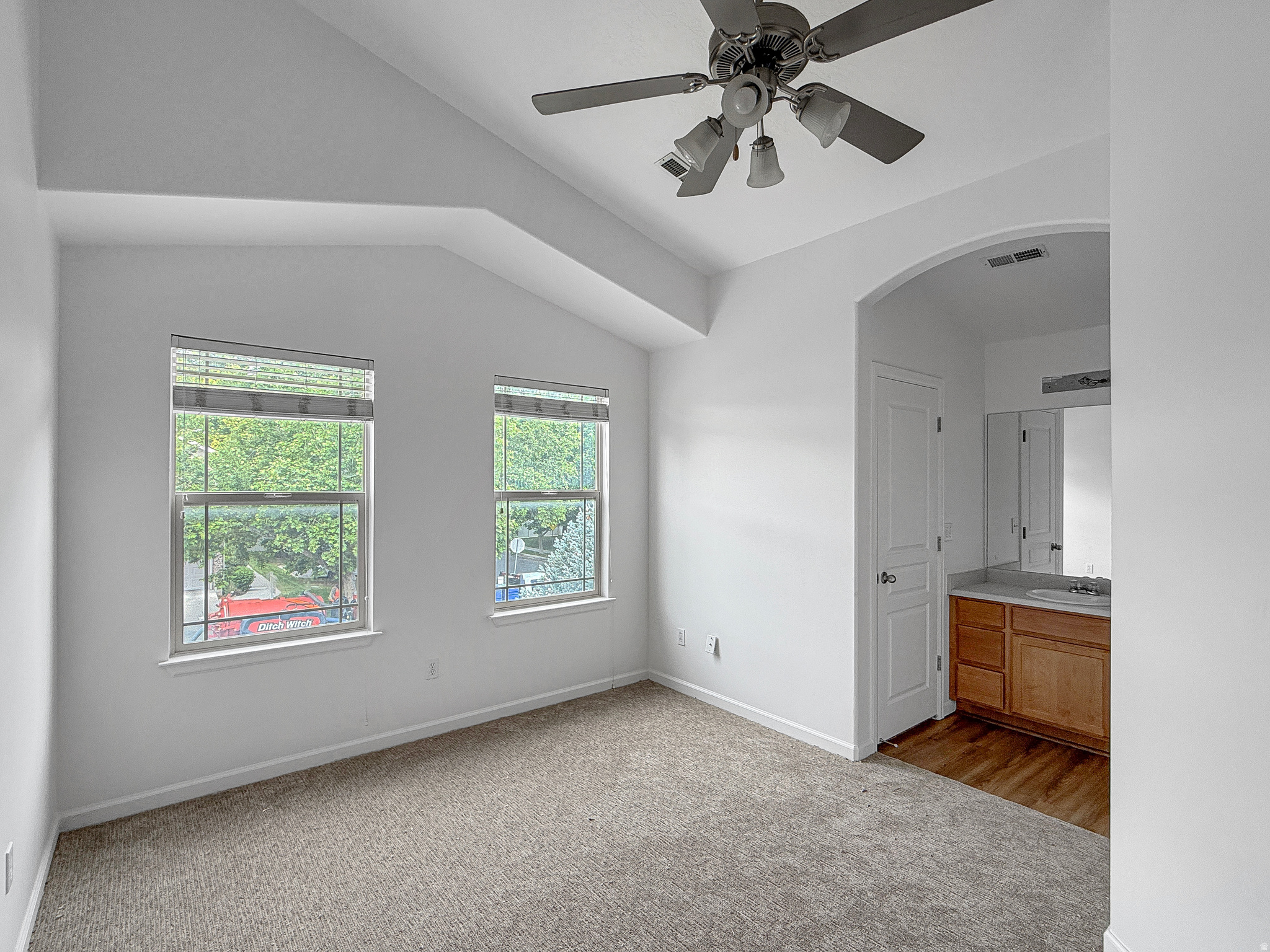 STONEGATE - Residential