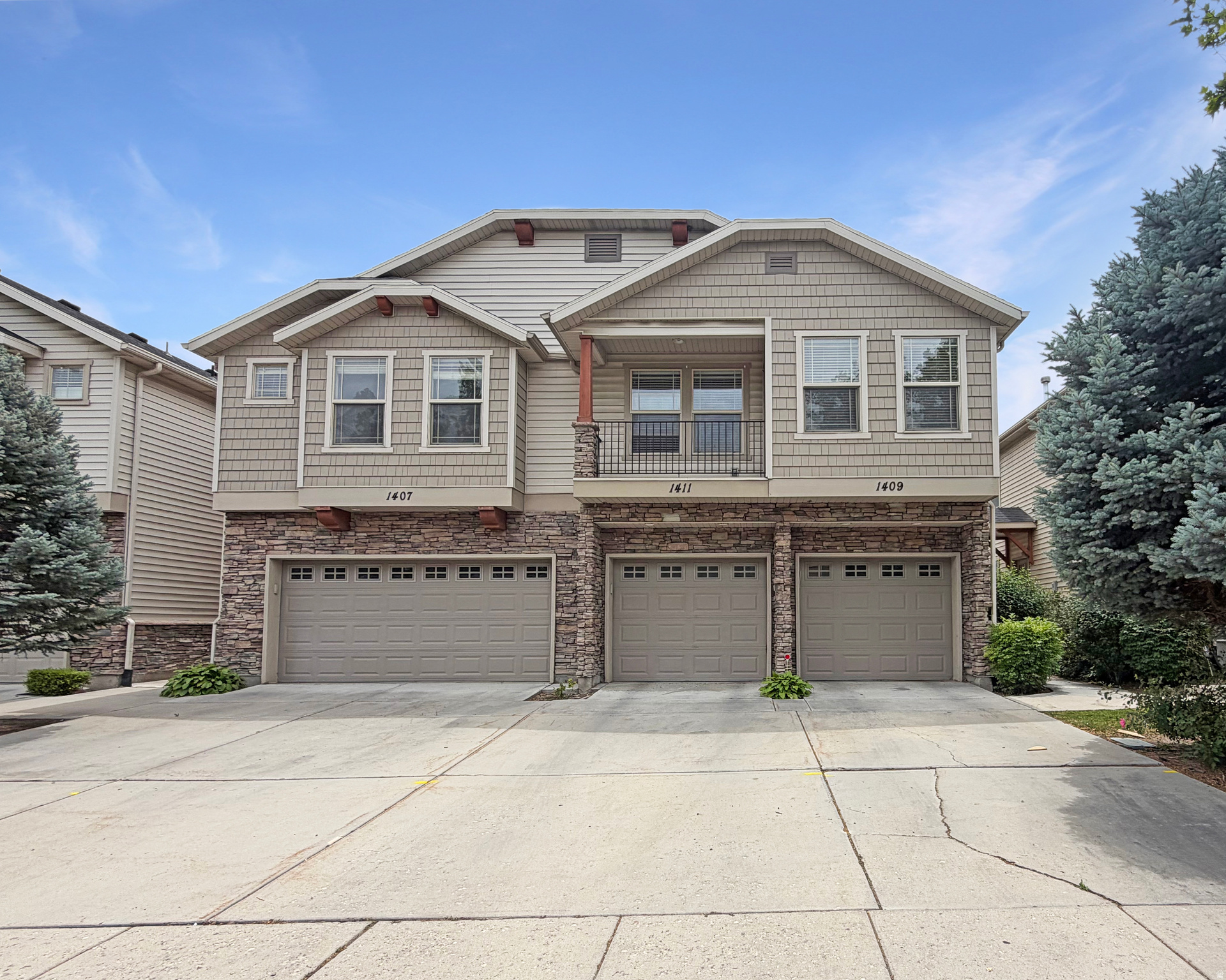 STONEGATE - Residential