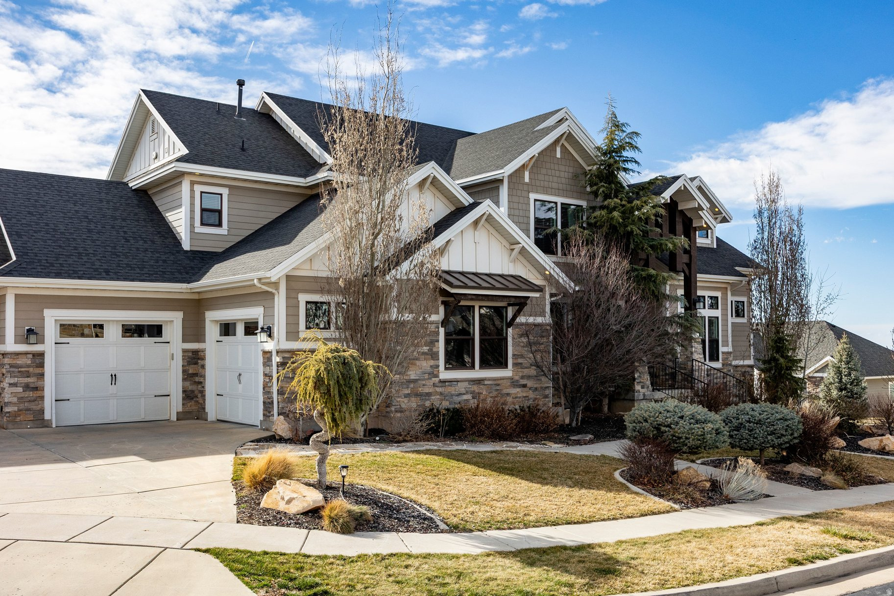 EAGLEPOINTE ESTATES - Residential