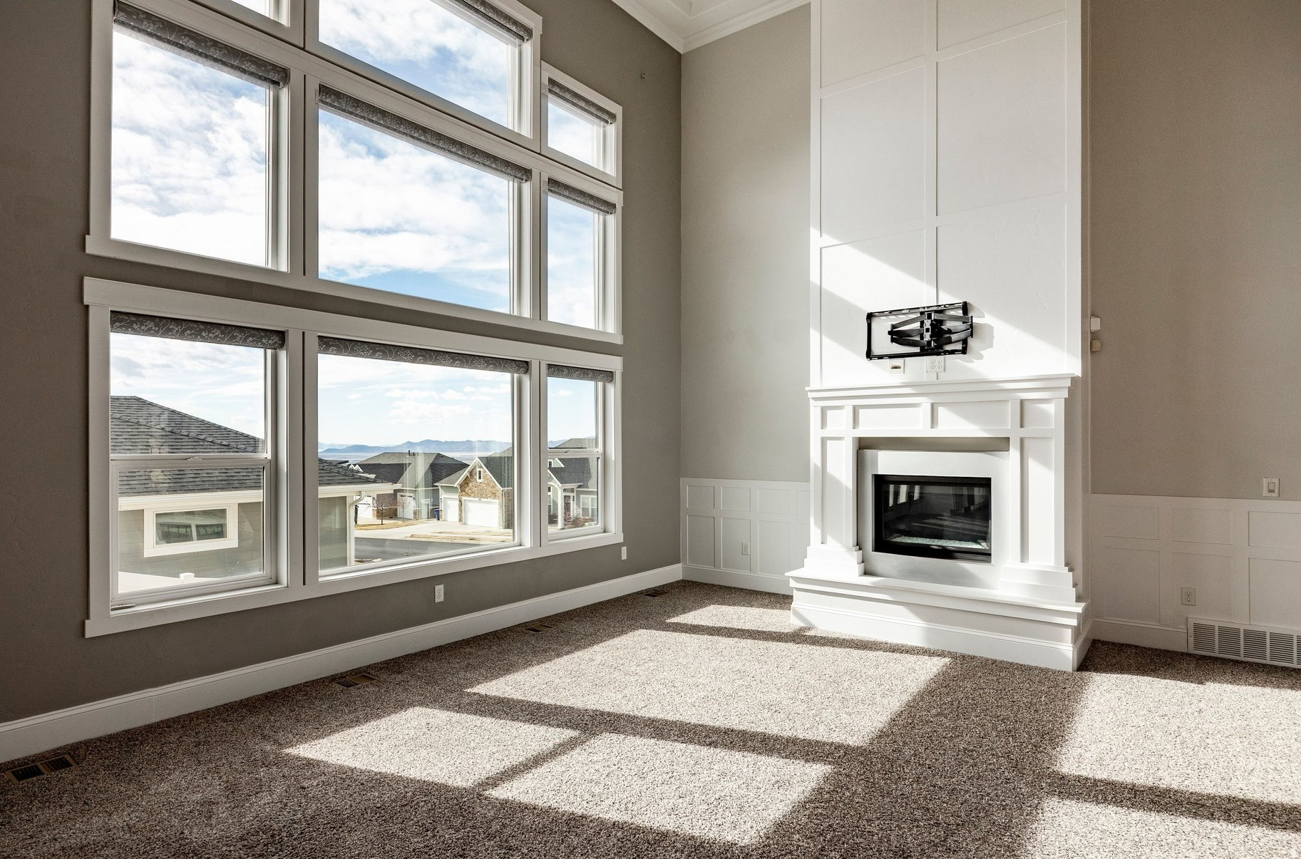 EAGLEPOINTE ESTATES - Residential