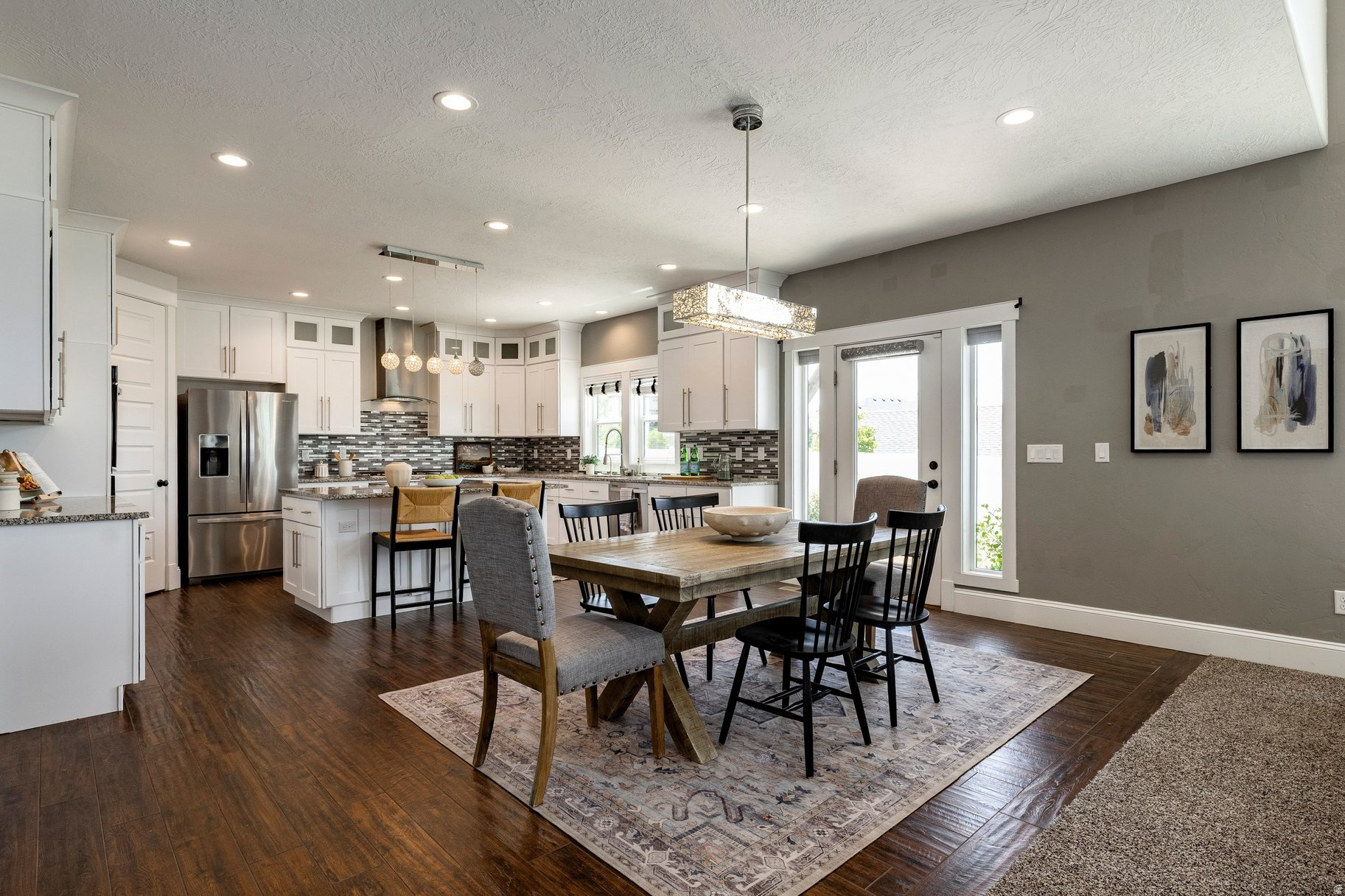 EAGLEPOINTE ESTATES - Residential