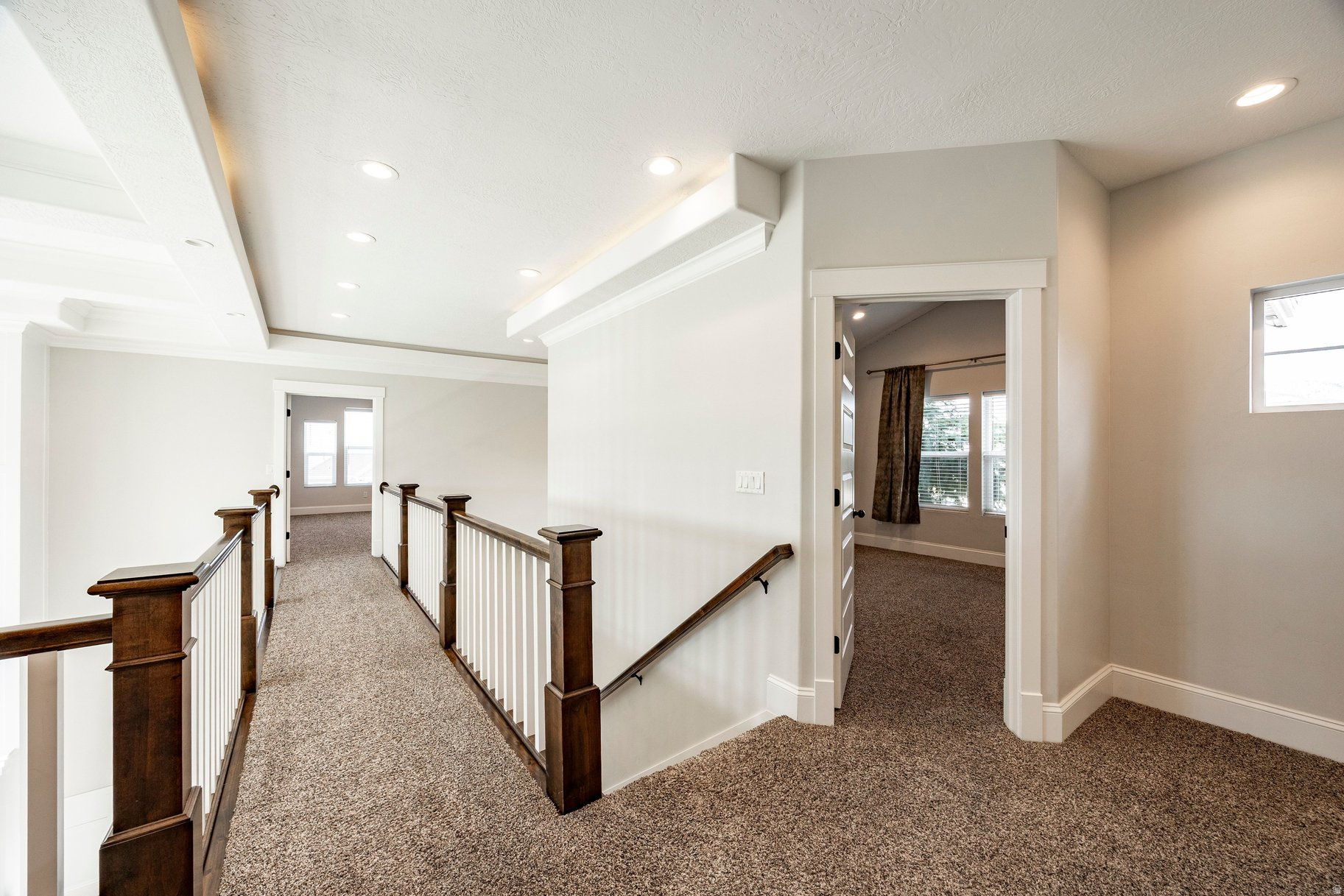 EAGLEPOINTE ESTATES - Residential