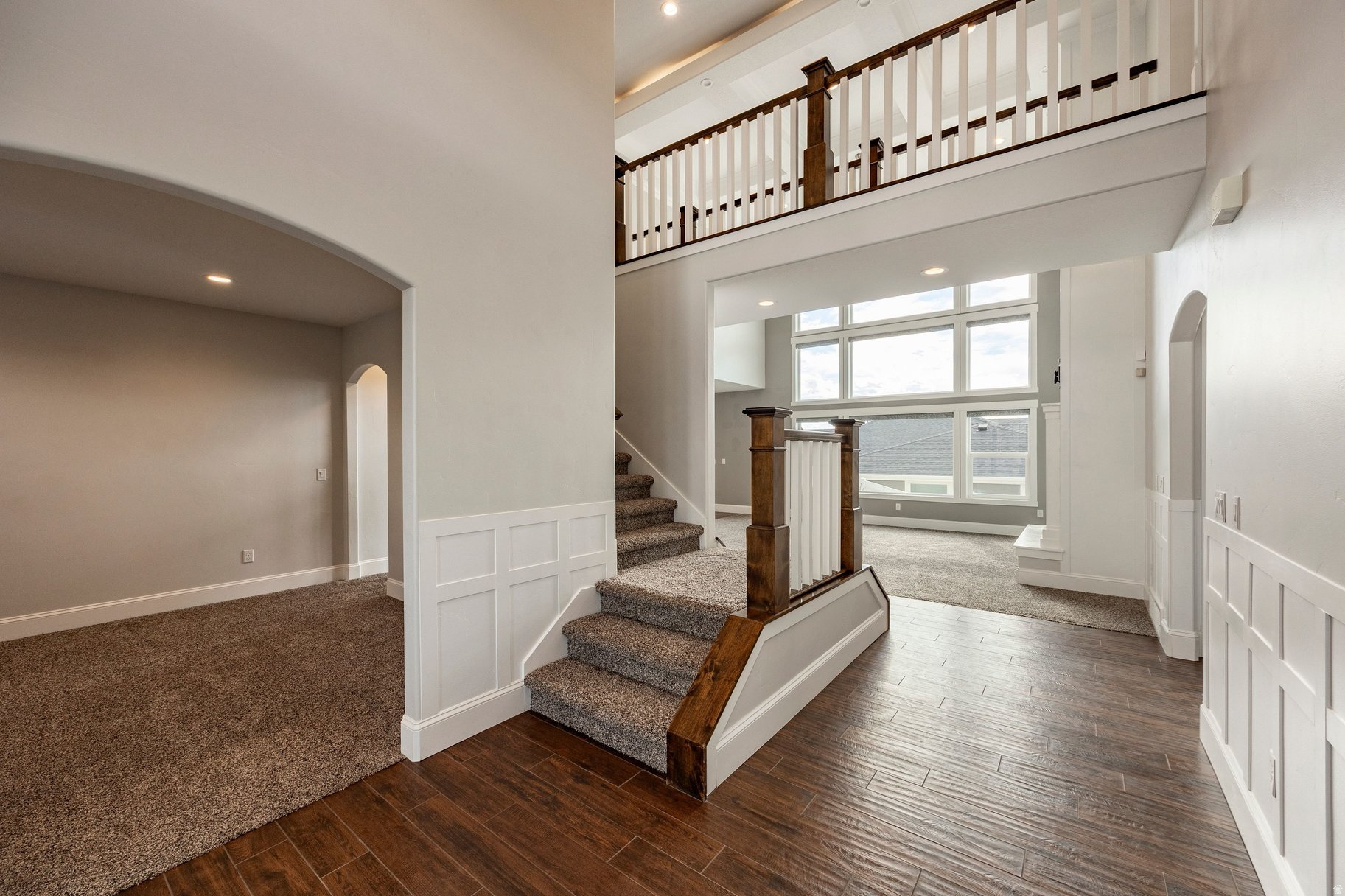 EAGLEPOINTE ESTATES - Residential