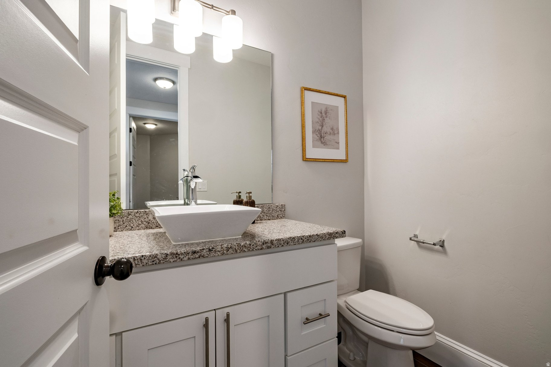 EAGLEPOINTE ESTATES - Residential