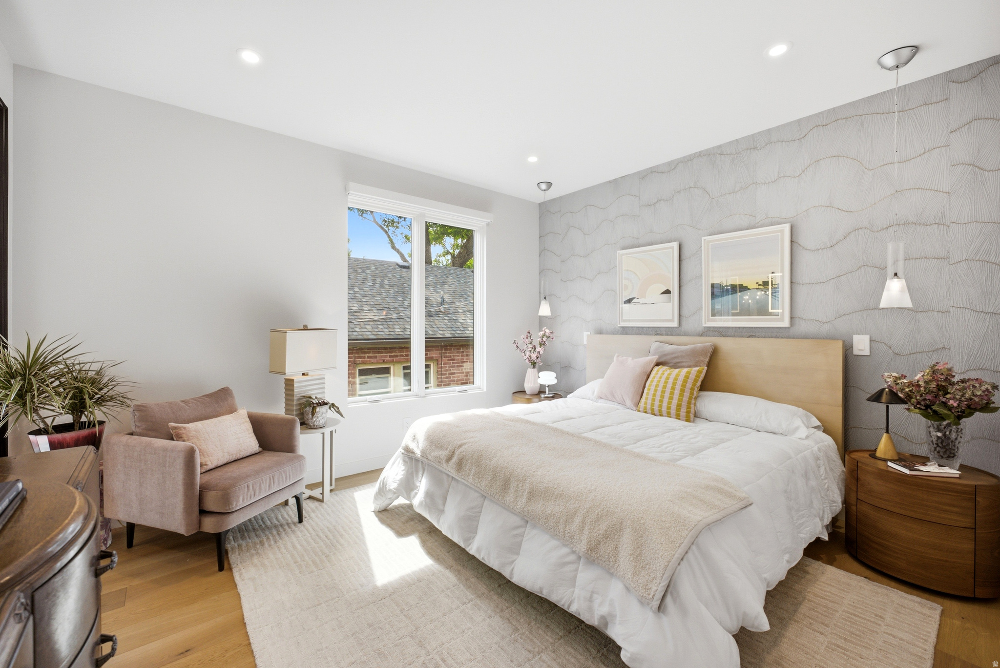 HAMPTONS - Residential Lease