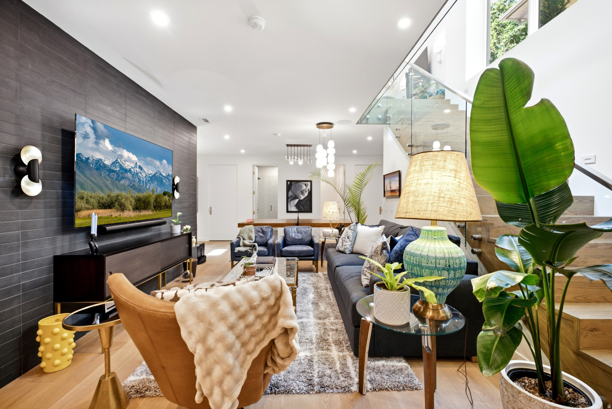 HAMPTONS - Residential Lease