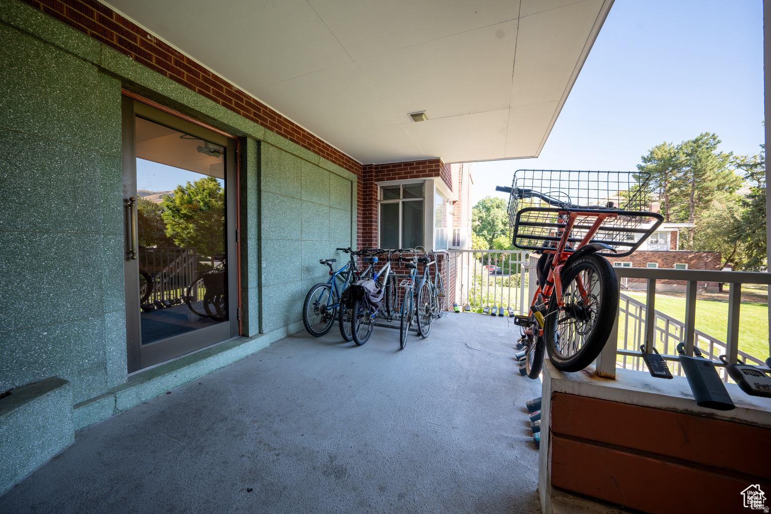 UNIVERSITY HEIGHTS - Residential