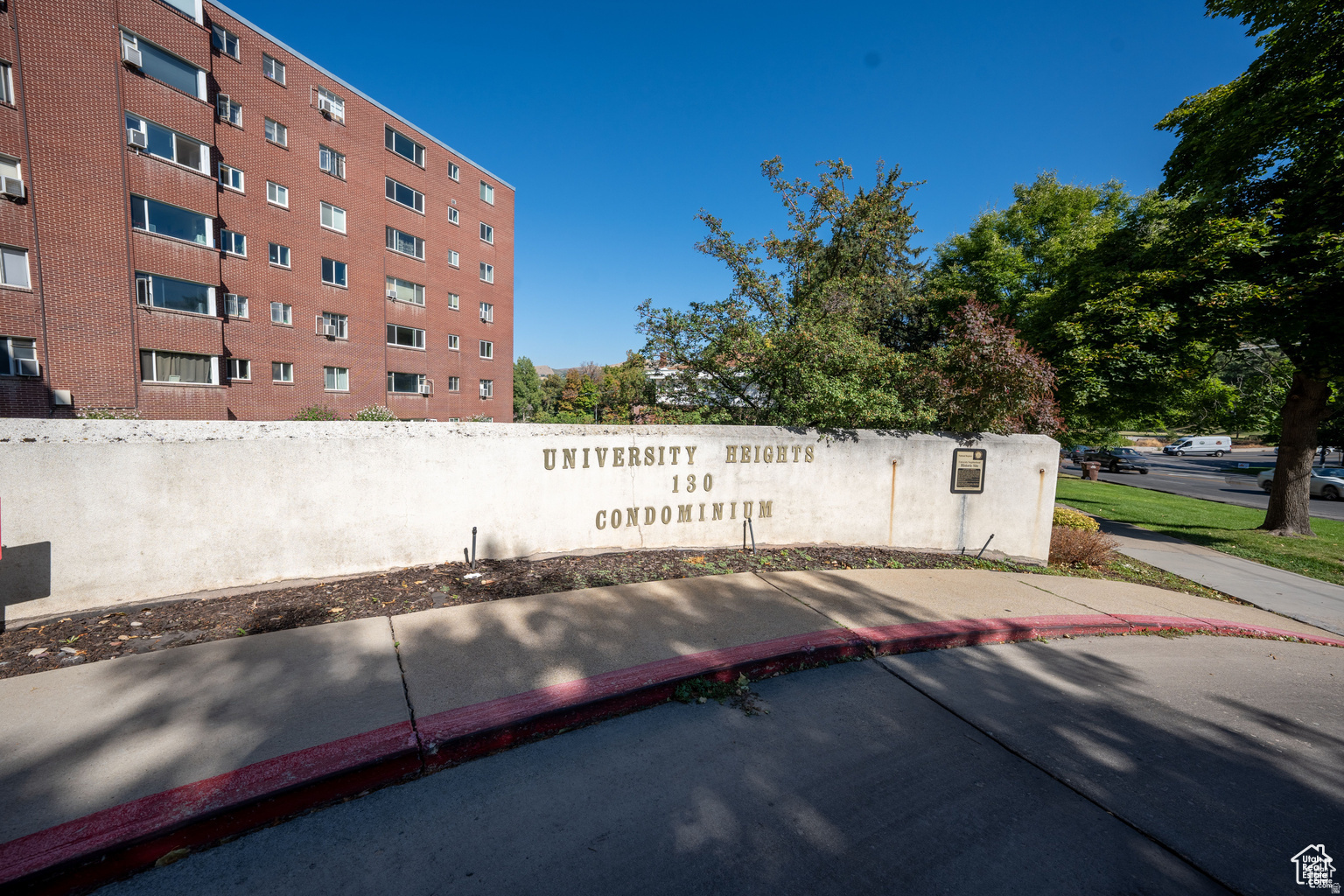 UNIVERSITY HEIGHTS - Residential