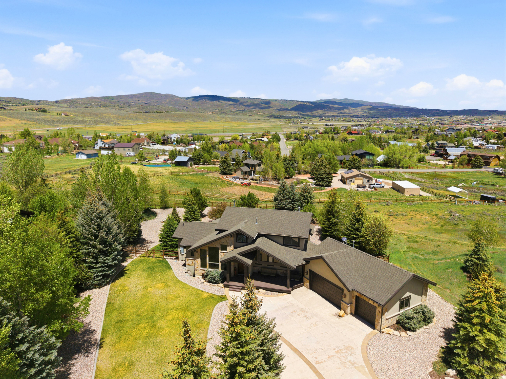 MOUNTAIN RANCH ESTATES - Residential