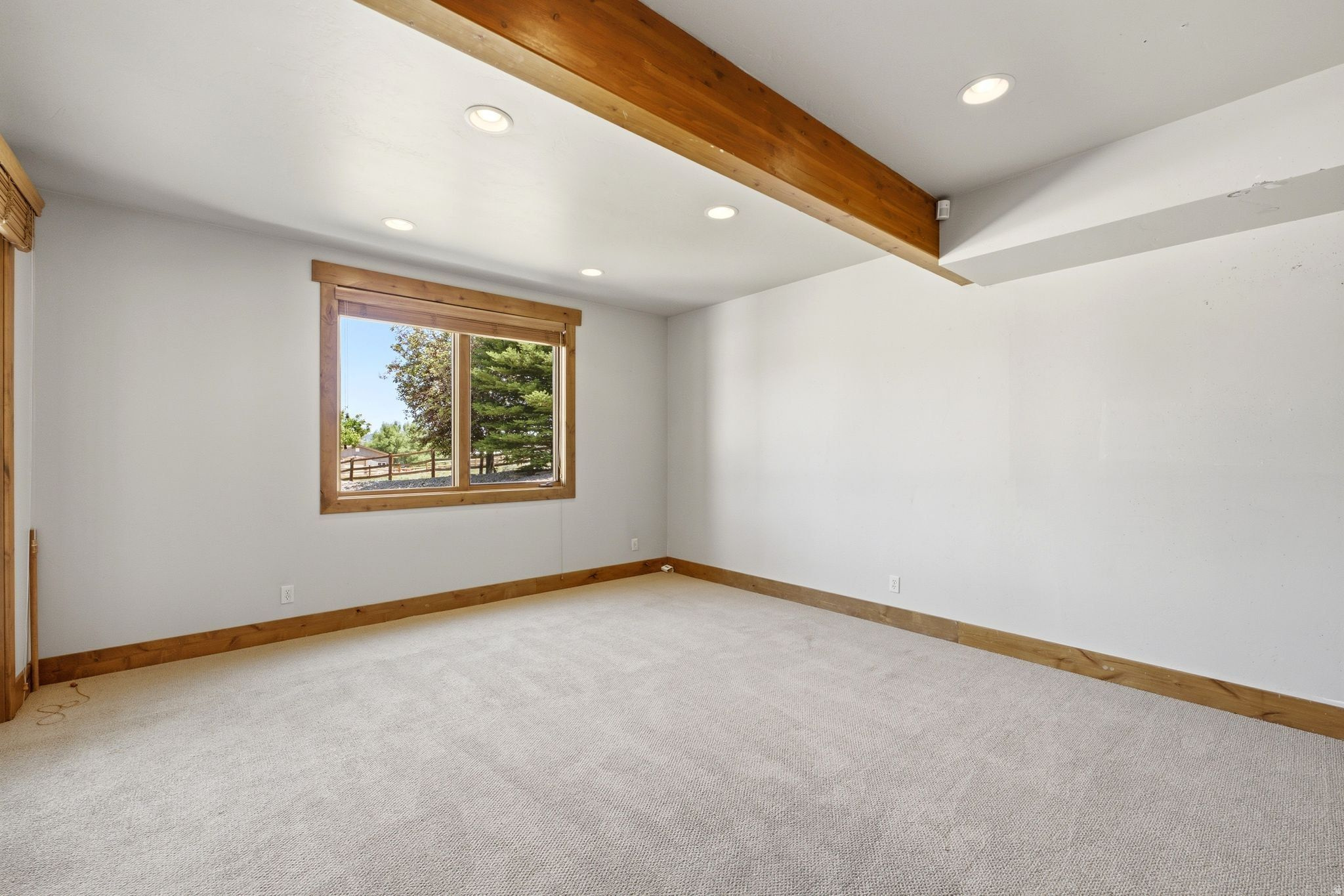 MOUNTAIN RANCH ESTATES - Residential