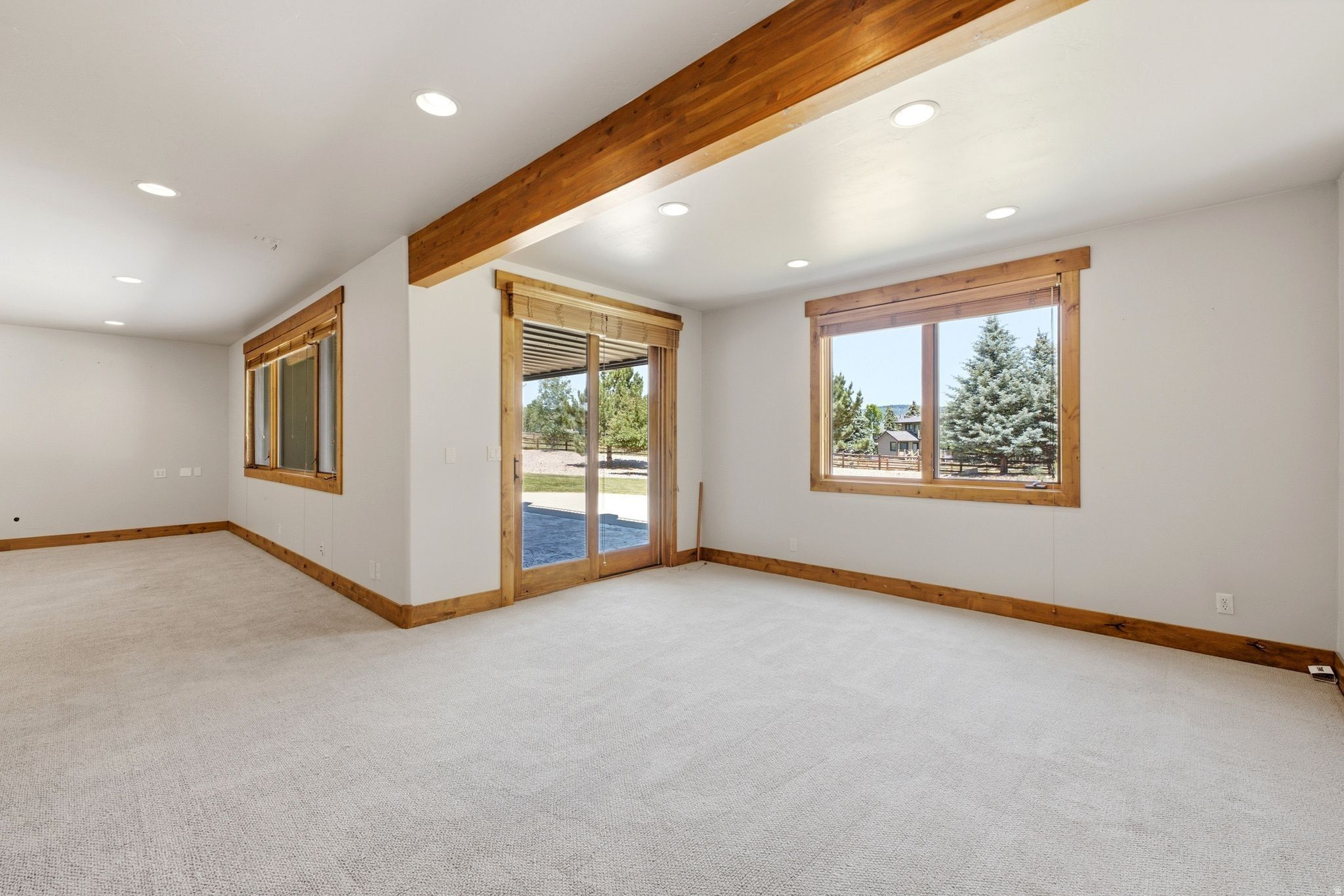 MOUNTAIN RANCH ESTATES - Residential