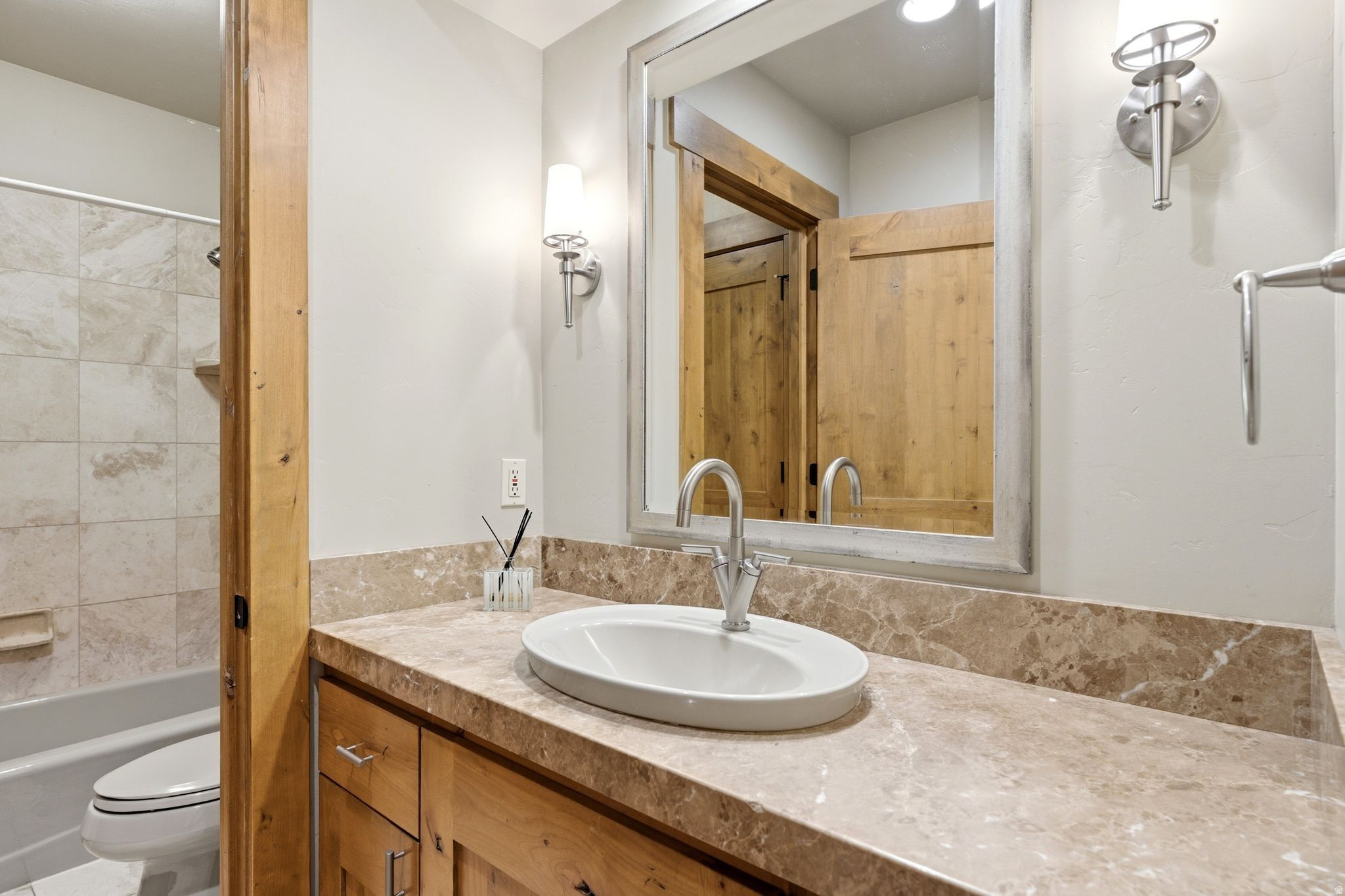 MOUNTAIN RANCH ESTATES - Residential