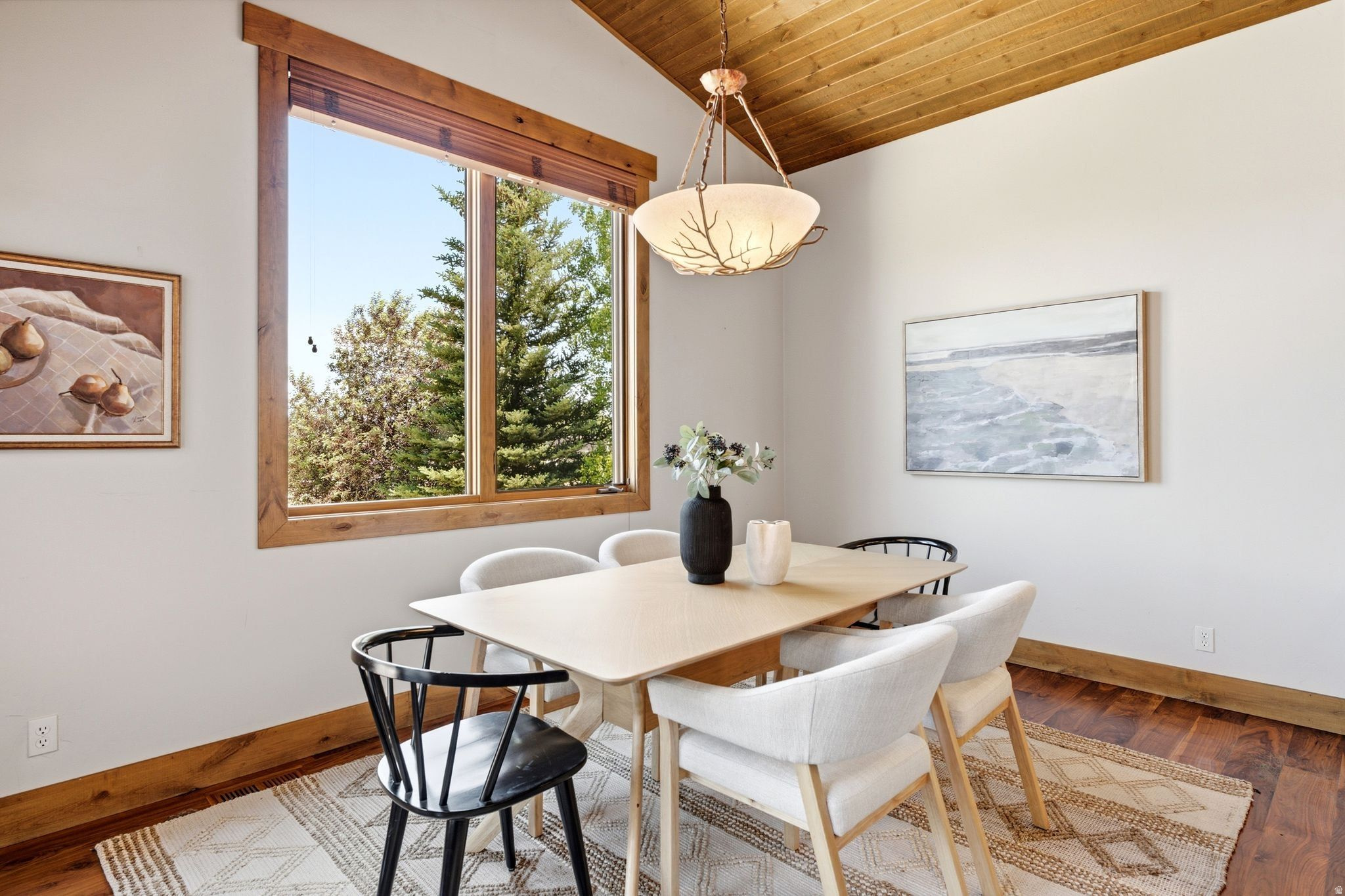 MOUNTAIN RANCH ESTATES - Residential