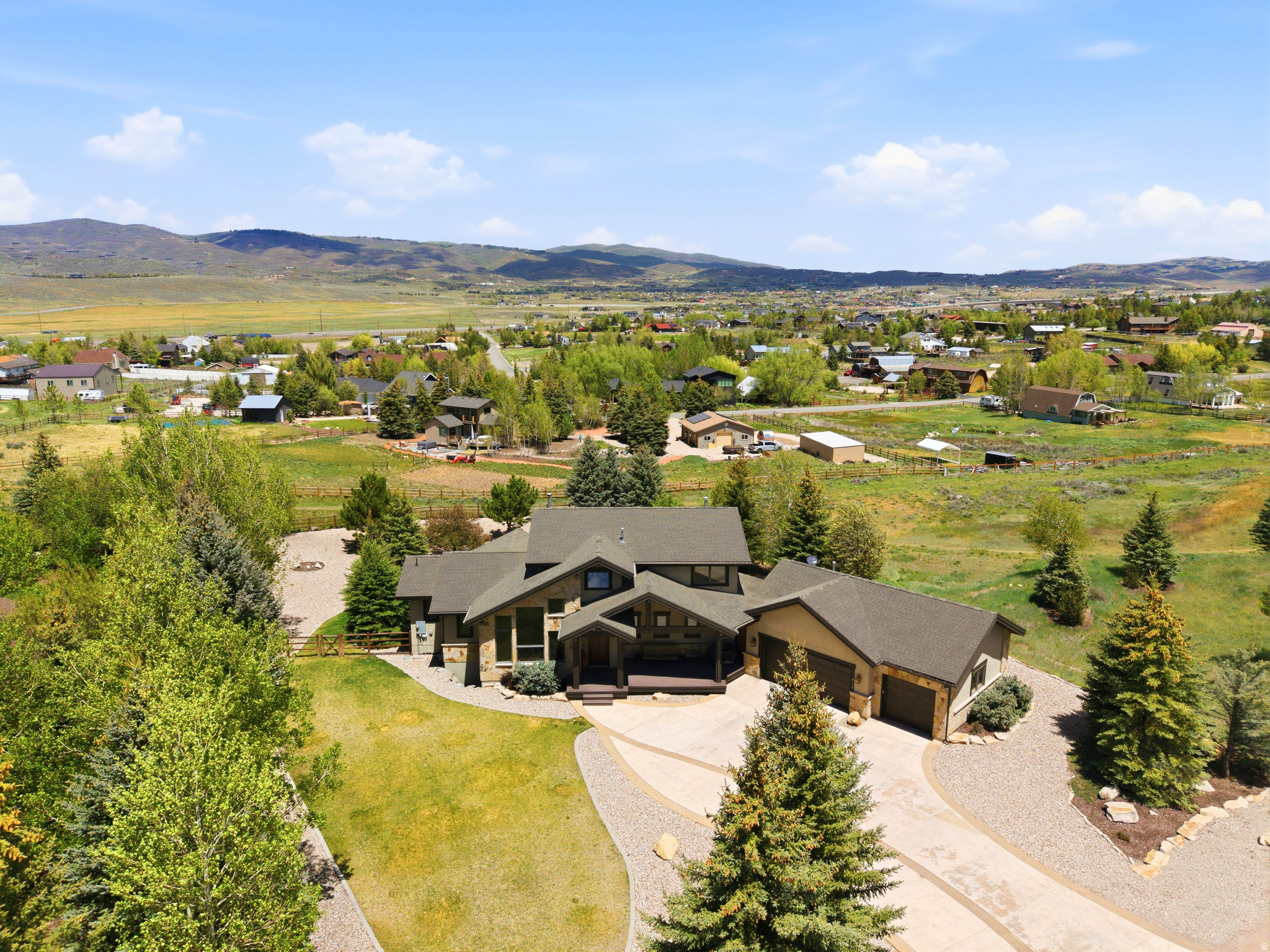 MOUNTAIN RANCH ESTATES - Residential