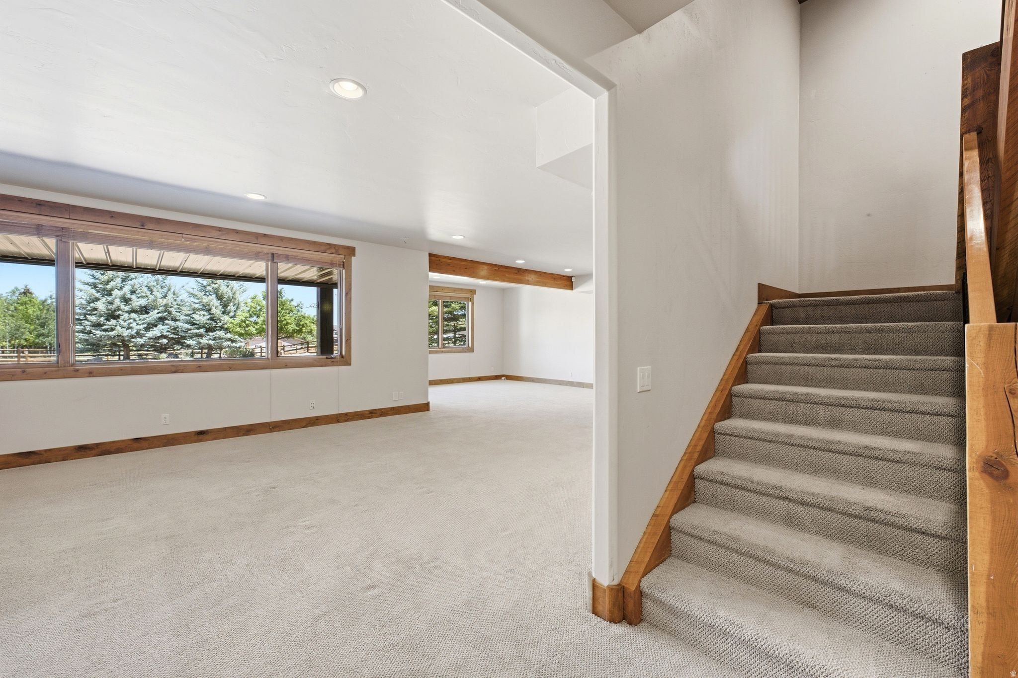 MOUNTAIN RANCH ESTATES - Residential