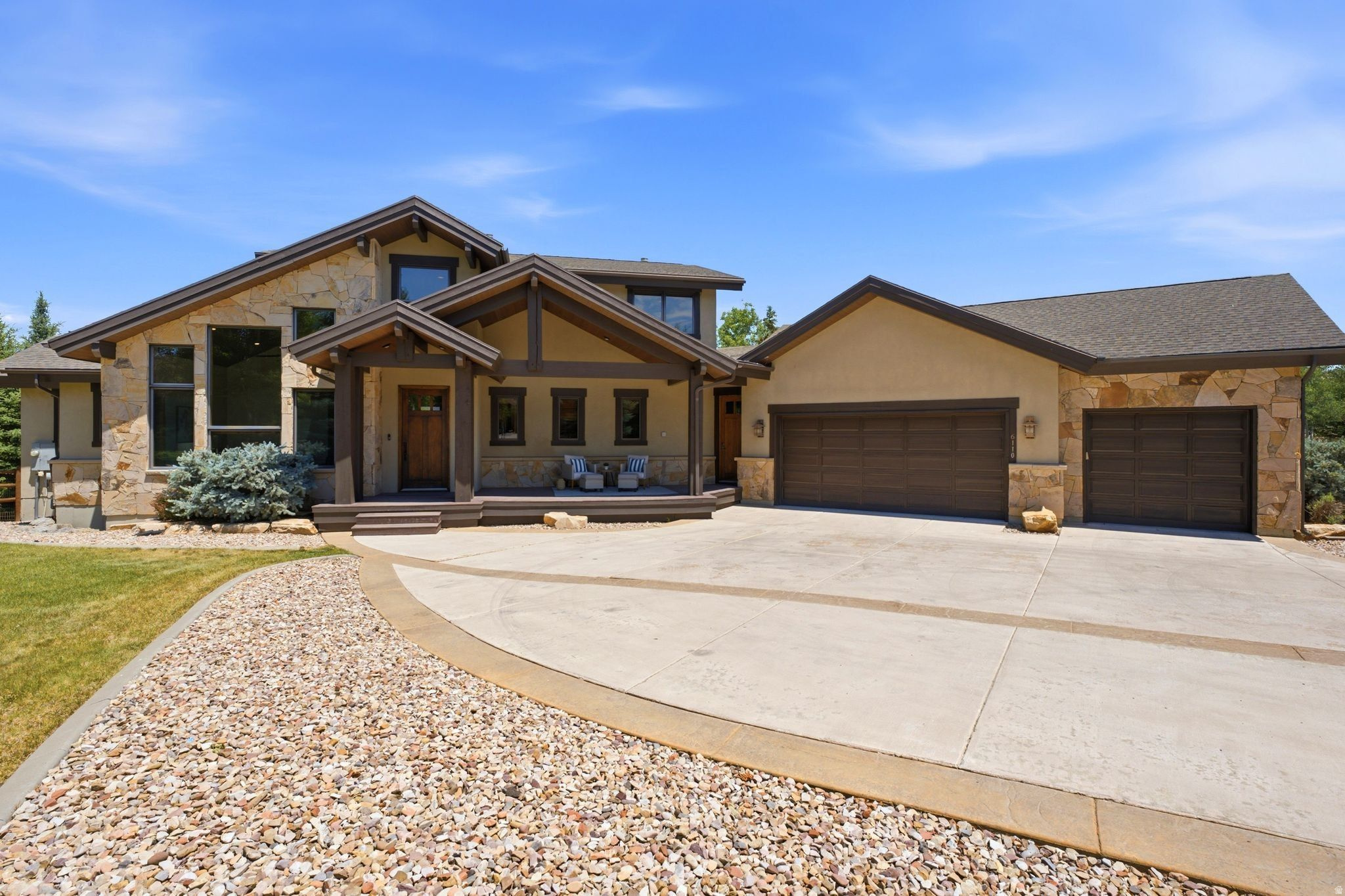 MOUNTAIN RANCH ESTATES - Residential