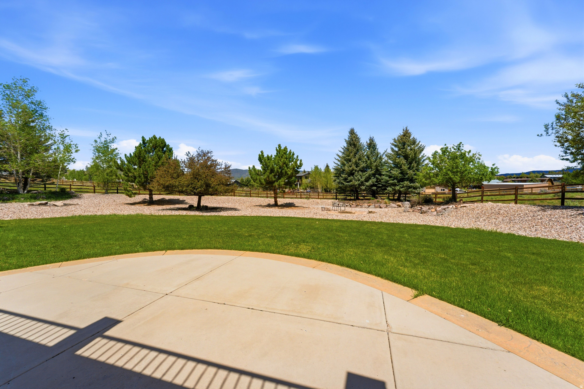 MOUNTAIN RANCH ESTATES - Residential