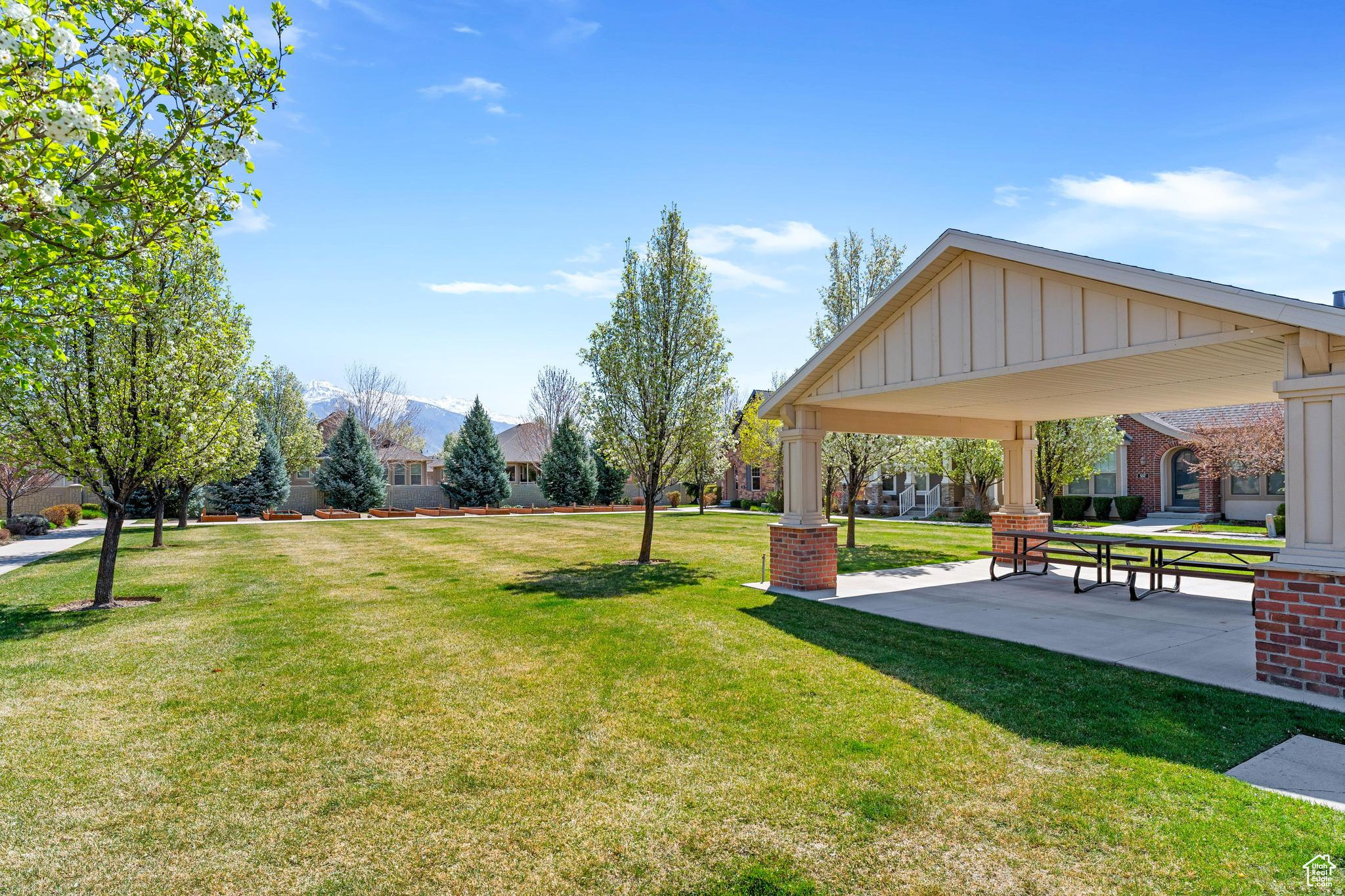 IVORY RIDGE - Residential