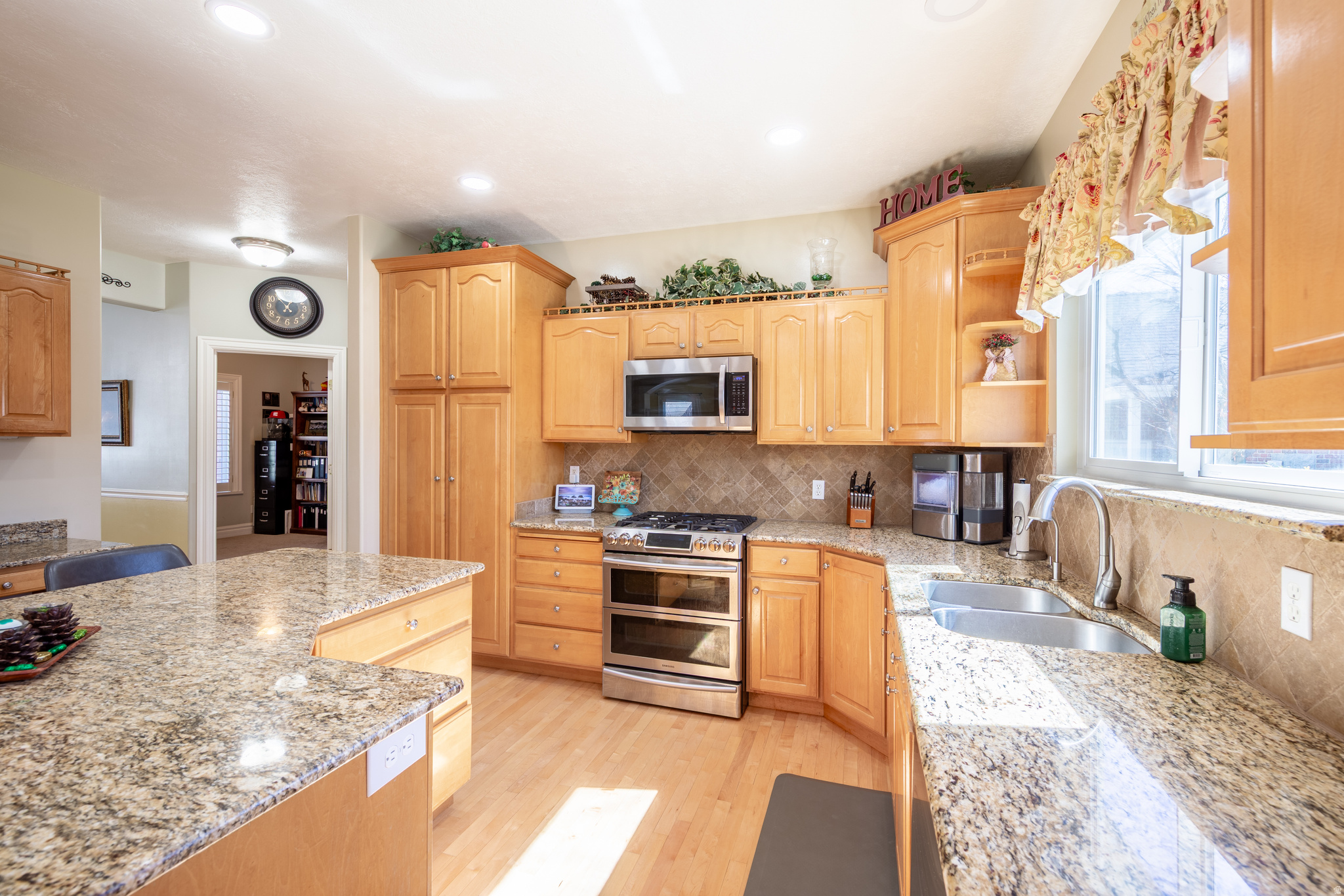 AVONMORE - Residential