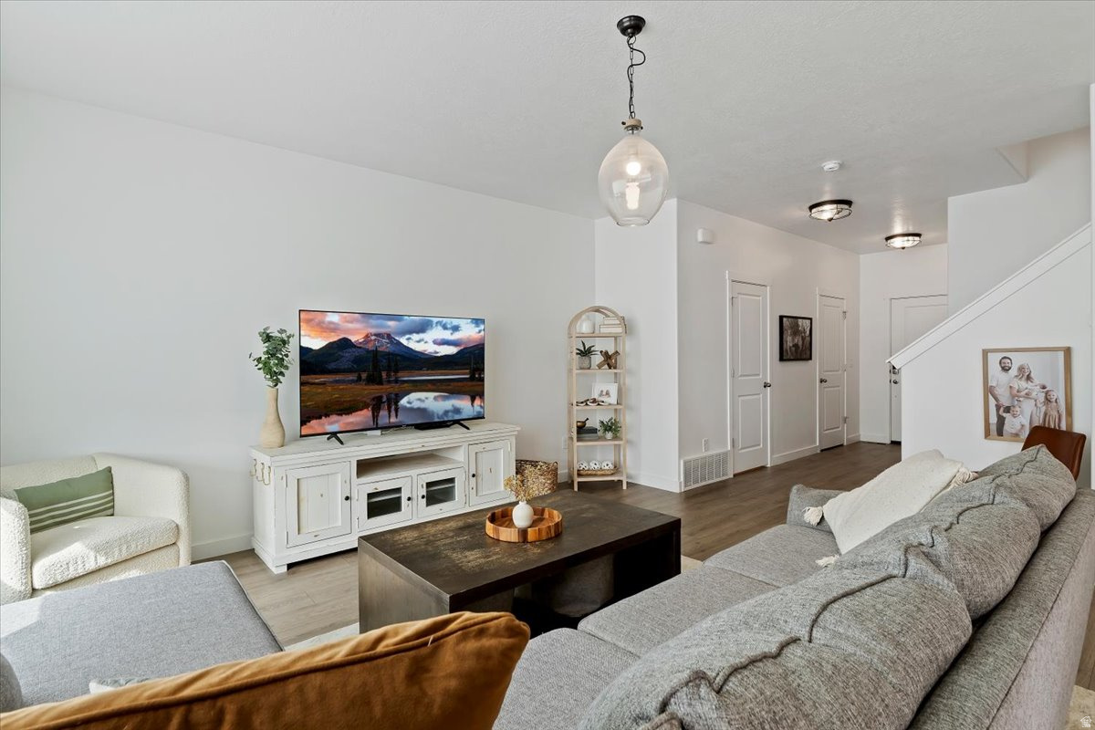 COLD SPRING RANCH - Residential