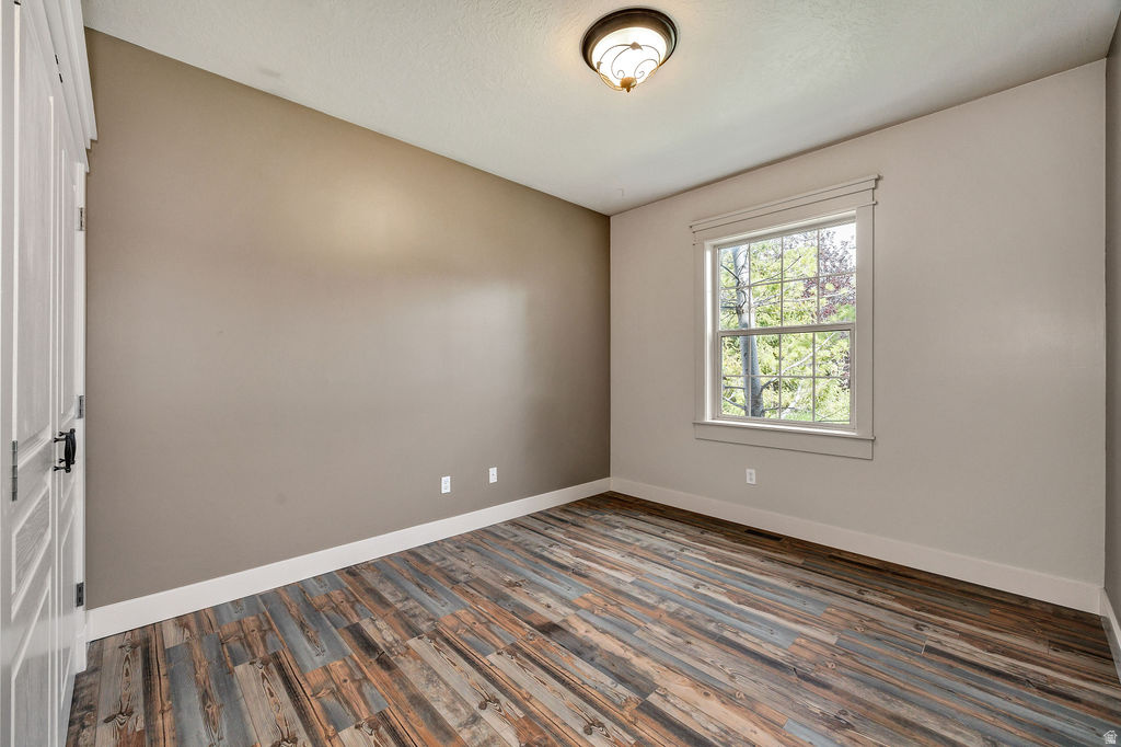 EAST EDGEHILL ESTATES - Residential