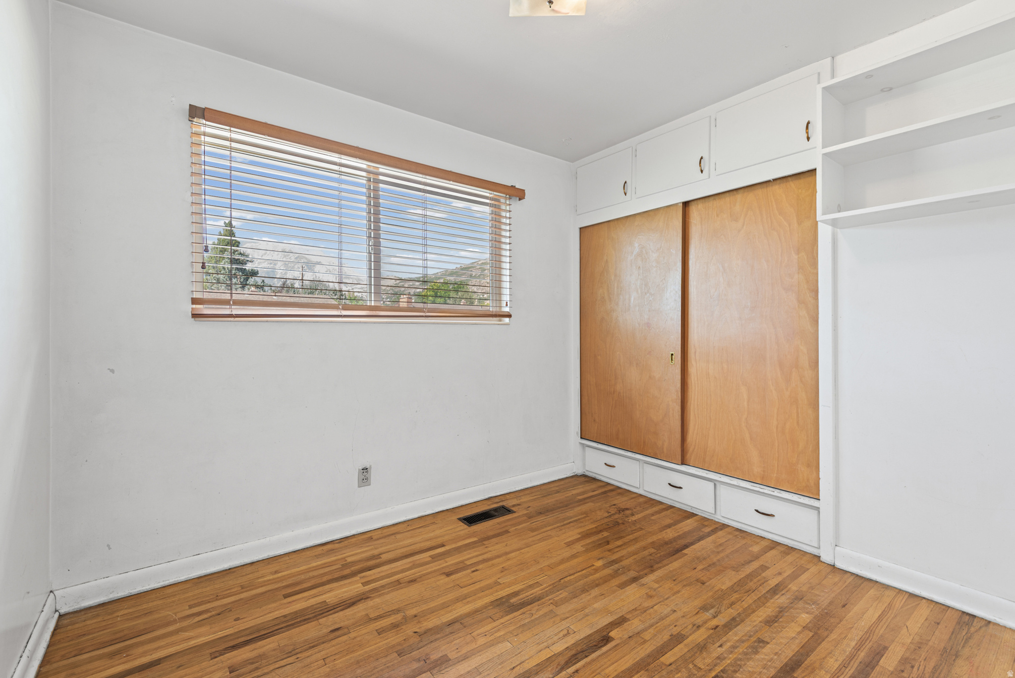 SPENCER GROW ACRES - Residential