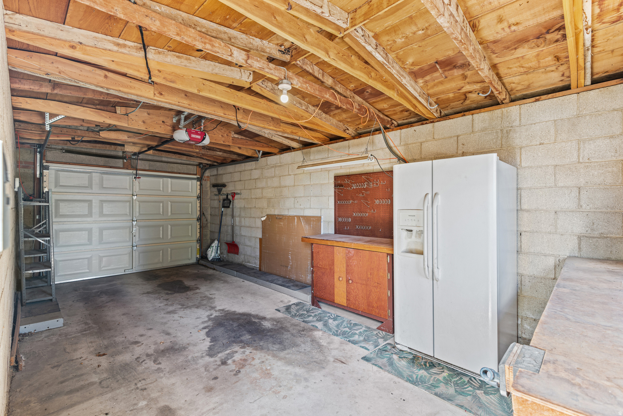 SPENCER GROW ACRES - Residential
