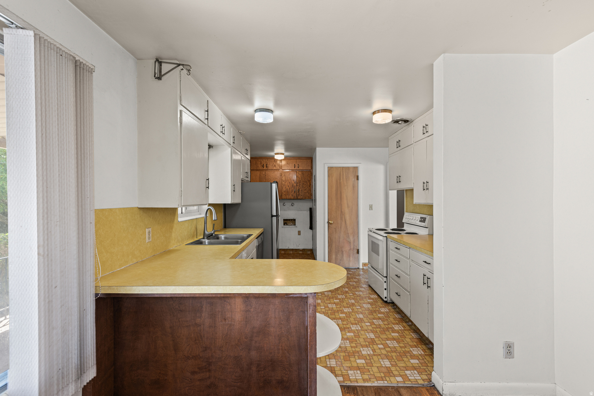 SPENCER GROW ACRES - Residential