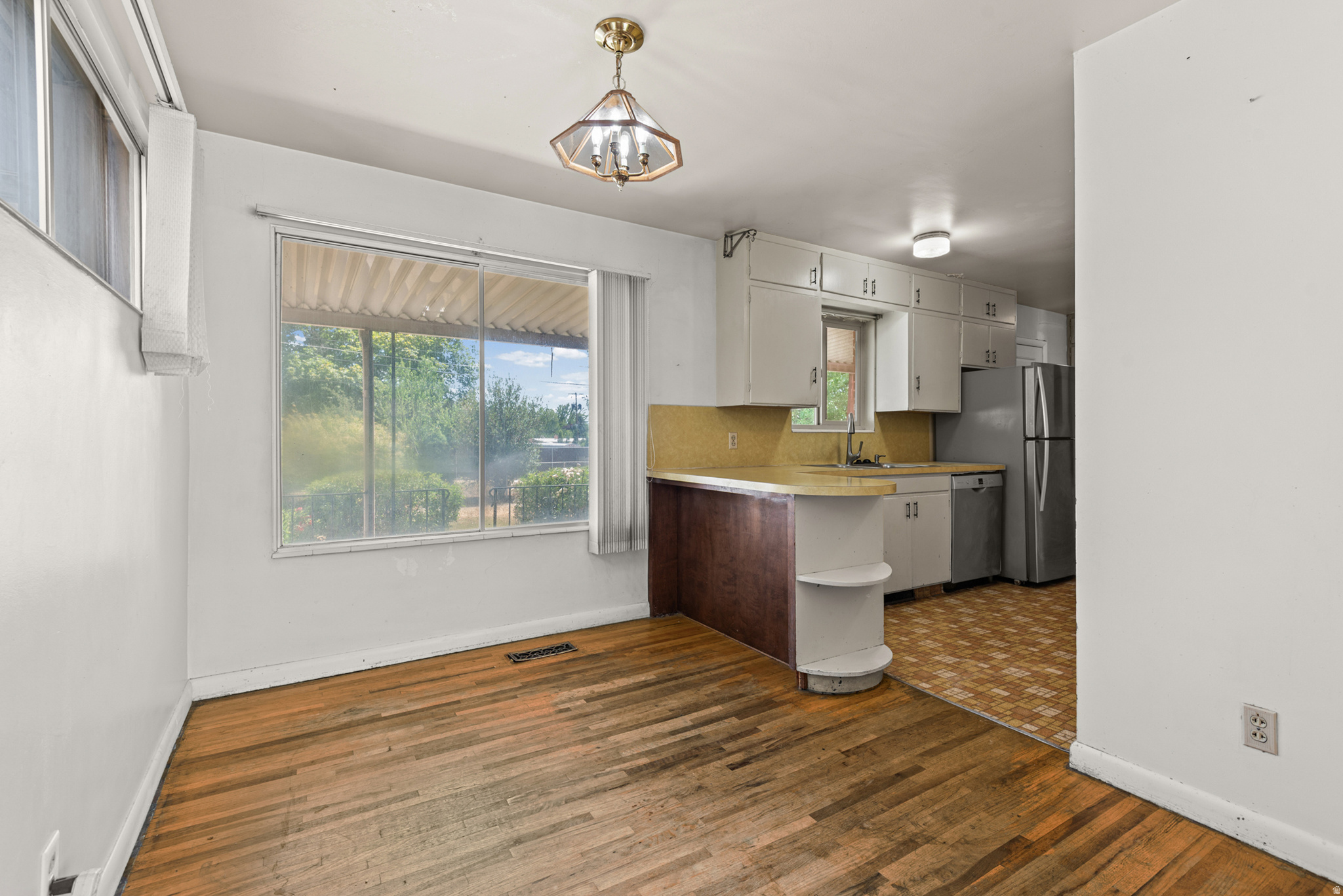 SPENCER GROW ACRES - Residential