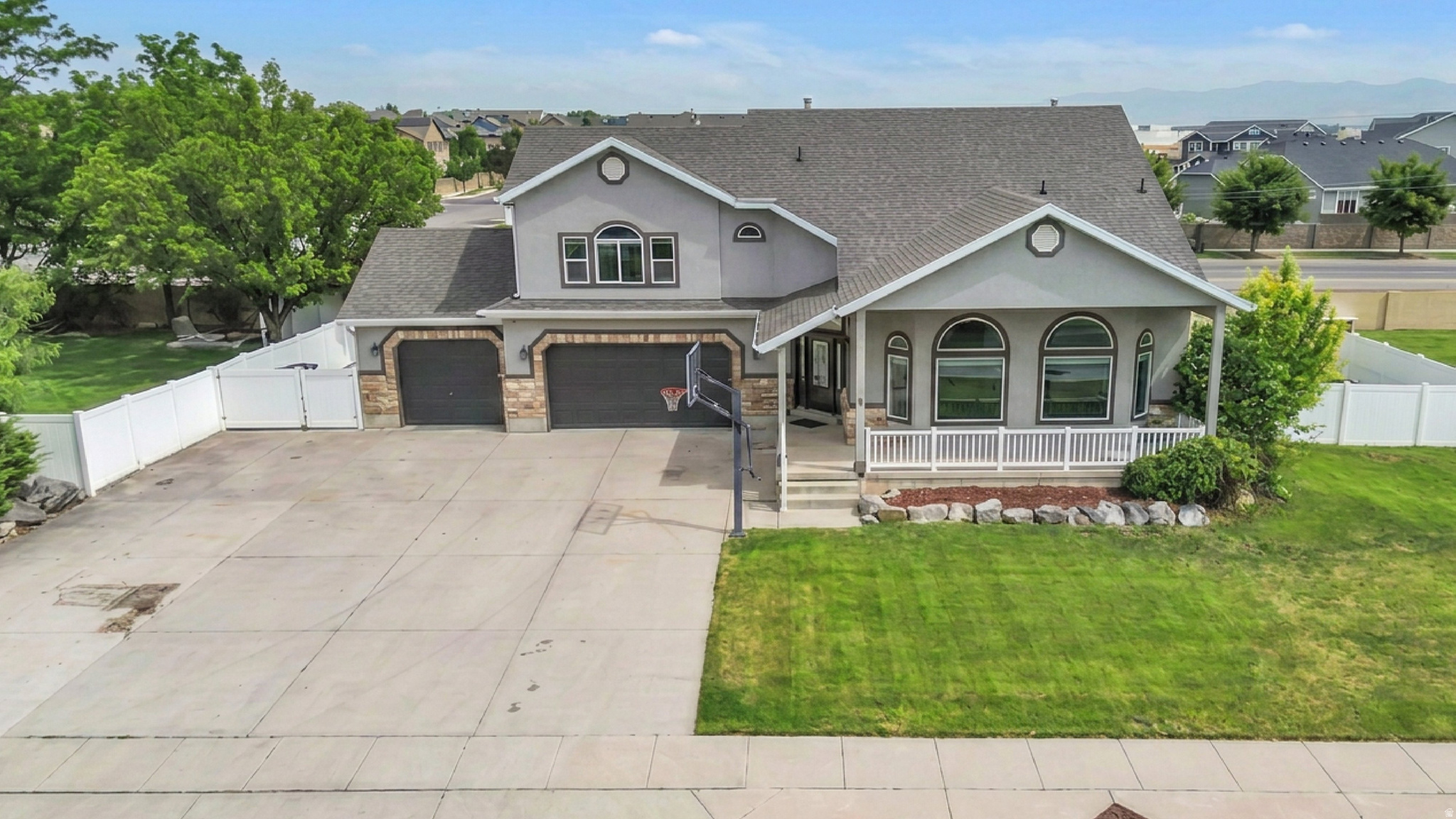 COPPER HILLS - Residential