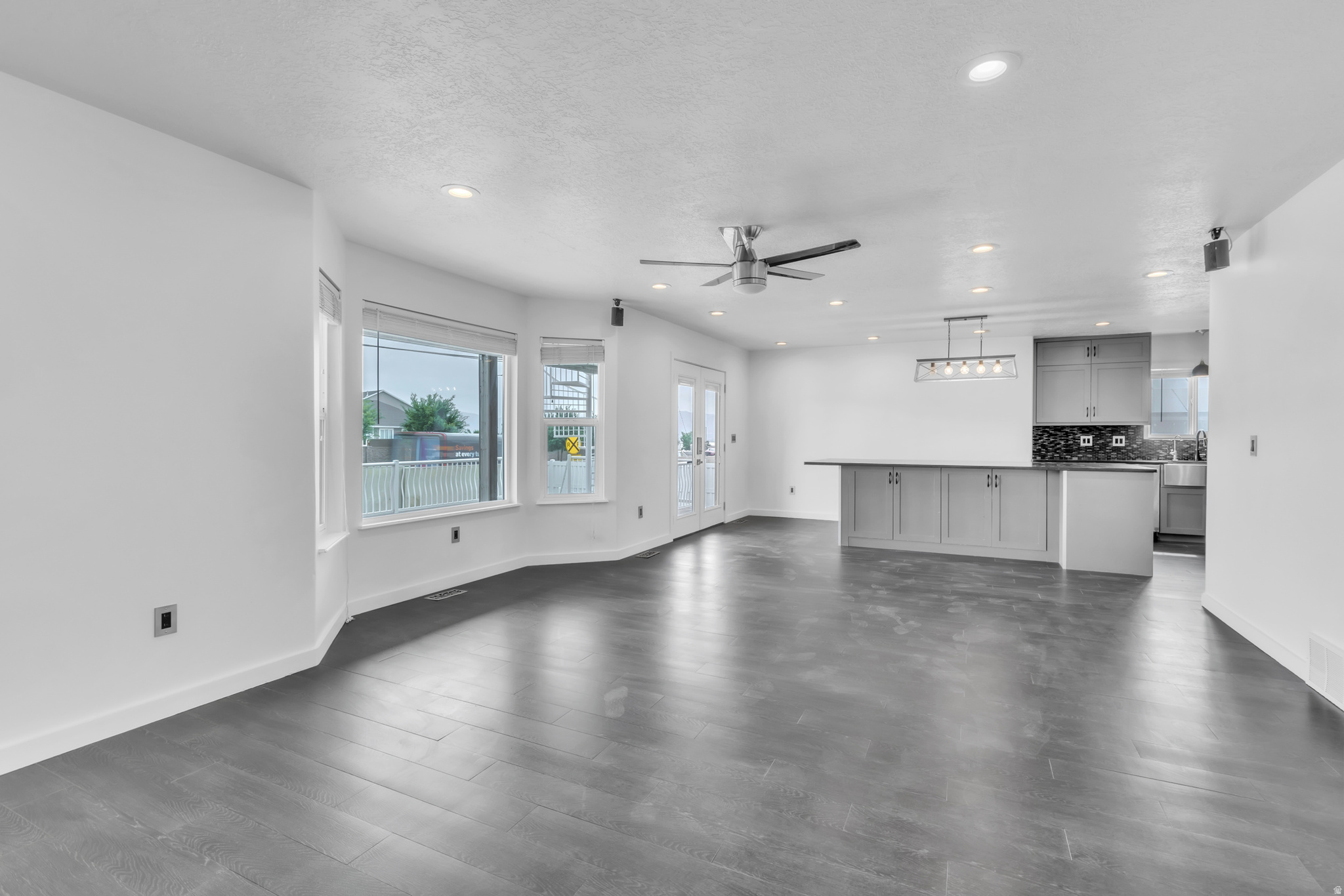 COPPER HILLS - Residential