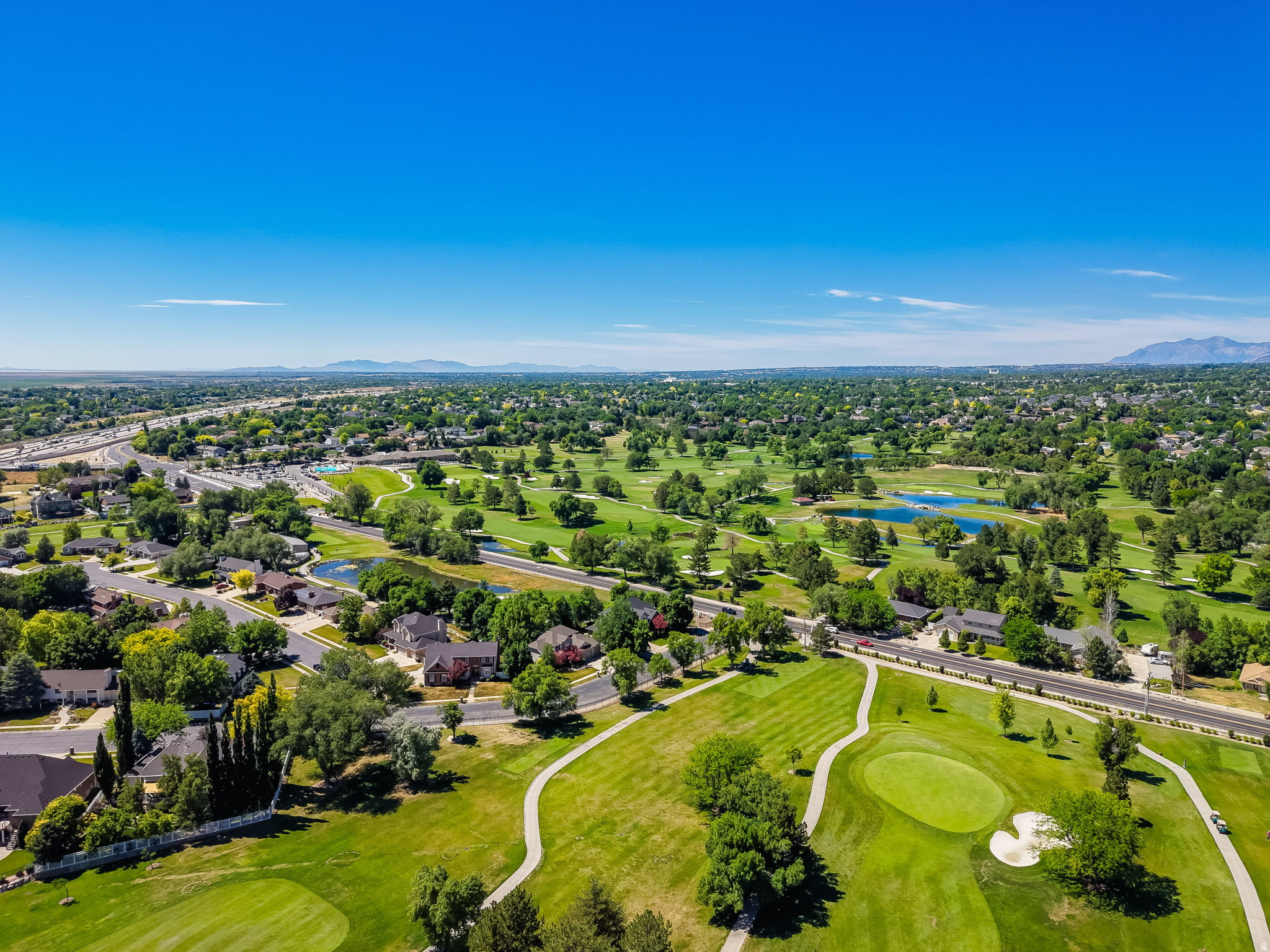 OAKRIDGE COUNTRY CLUB ESTATES - Residential