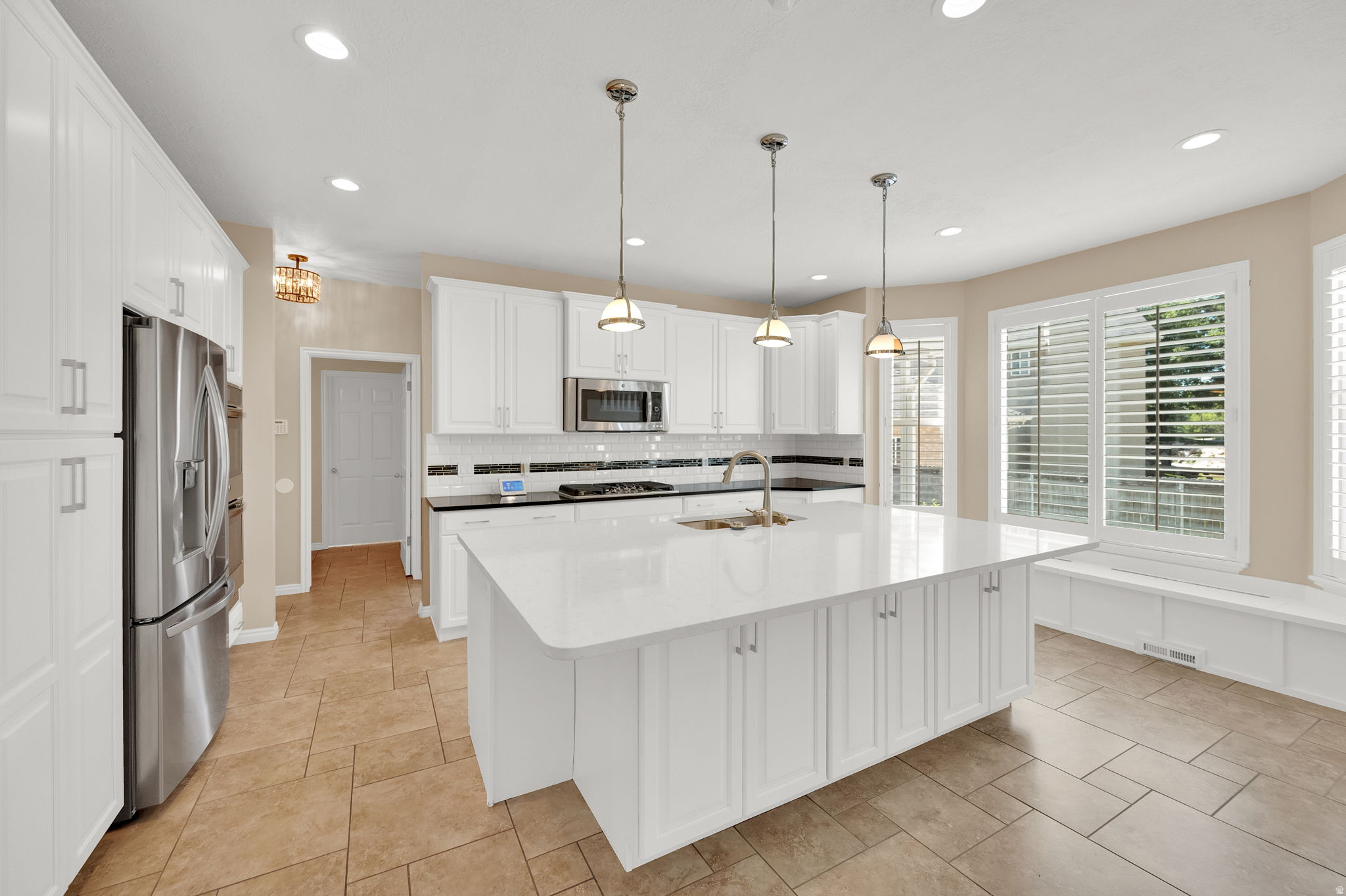 OAKRIDGE COUNTRY CLUB ESTATES - Residential