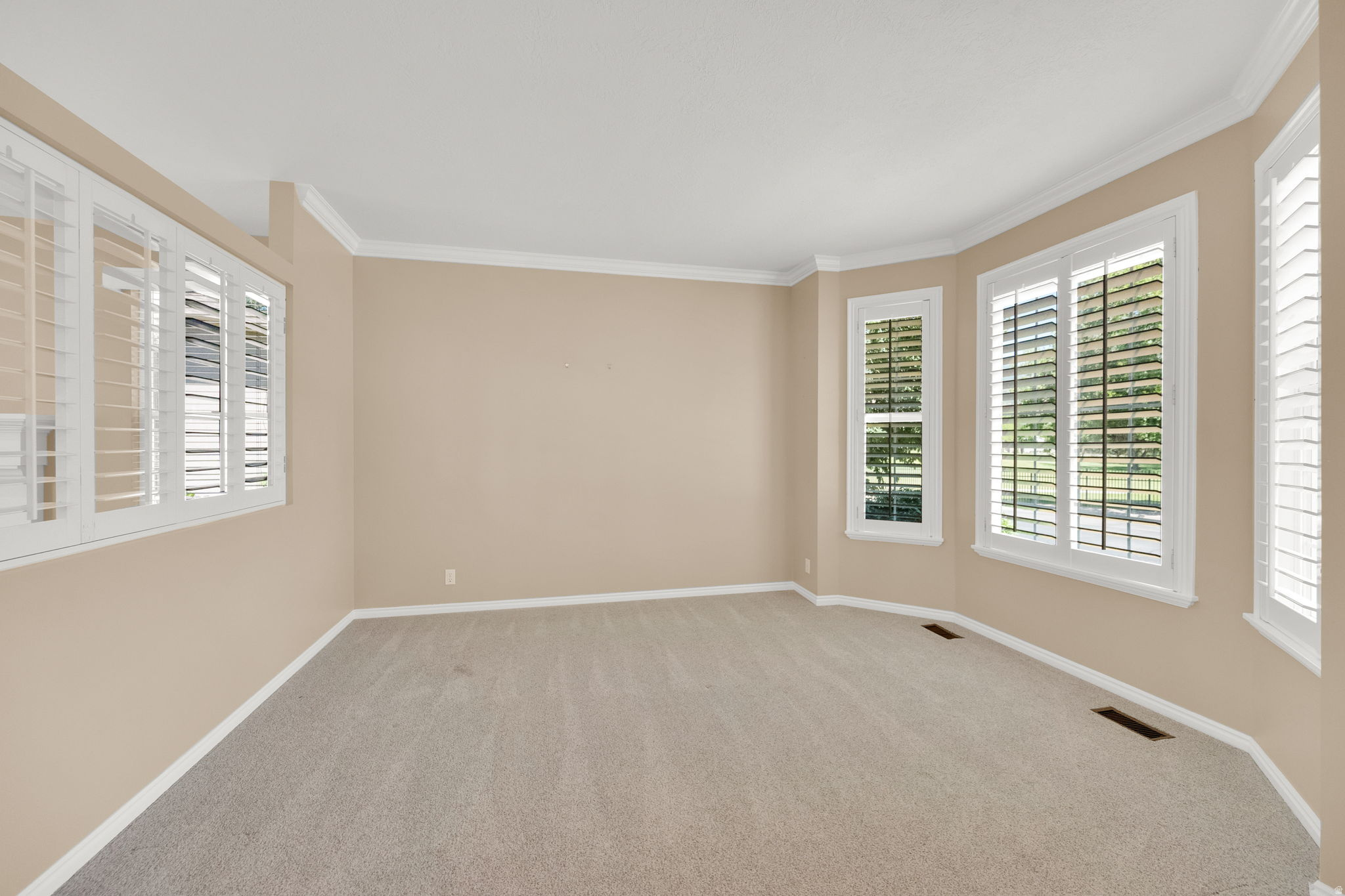 OAKRIDGE COUNTRY CLUB ESTATES - Residential
