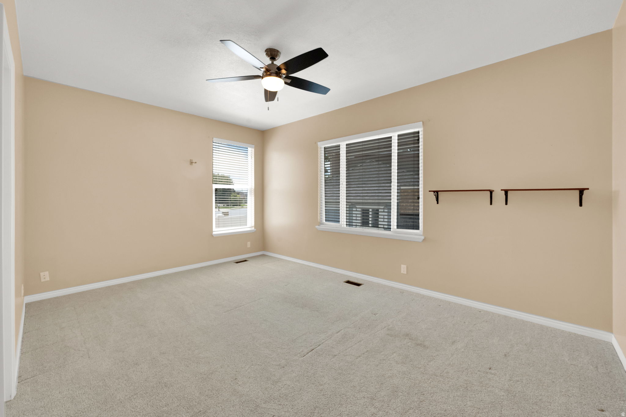 OAKRIDGE COUNTRY CLUB ESTATES - Residential