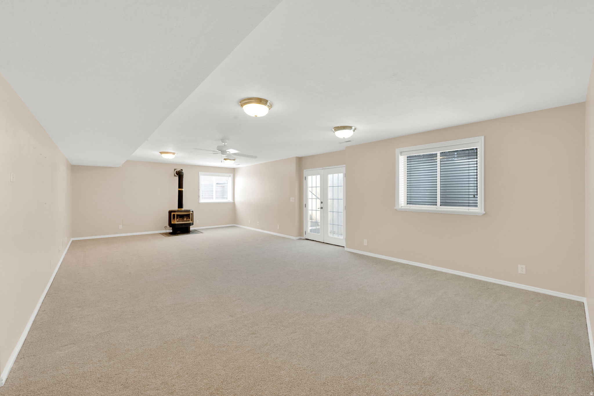OAKRIDGE COUNTRY CLUB ESTATES - Residential