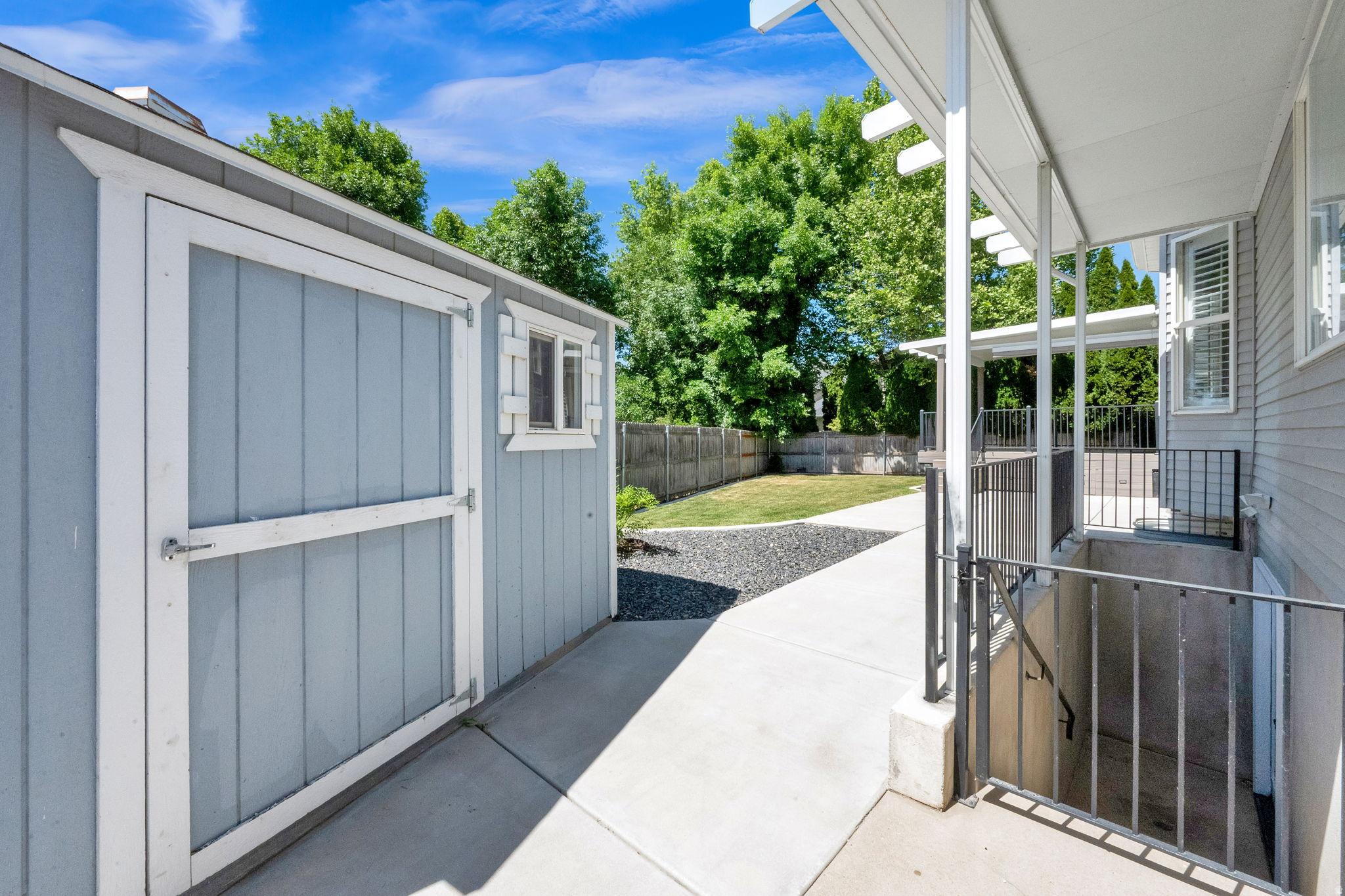 OAKRIDGE COUNTRY CLUB ESTATES - Residential