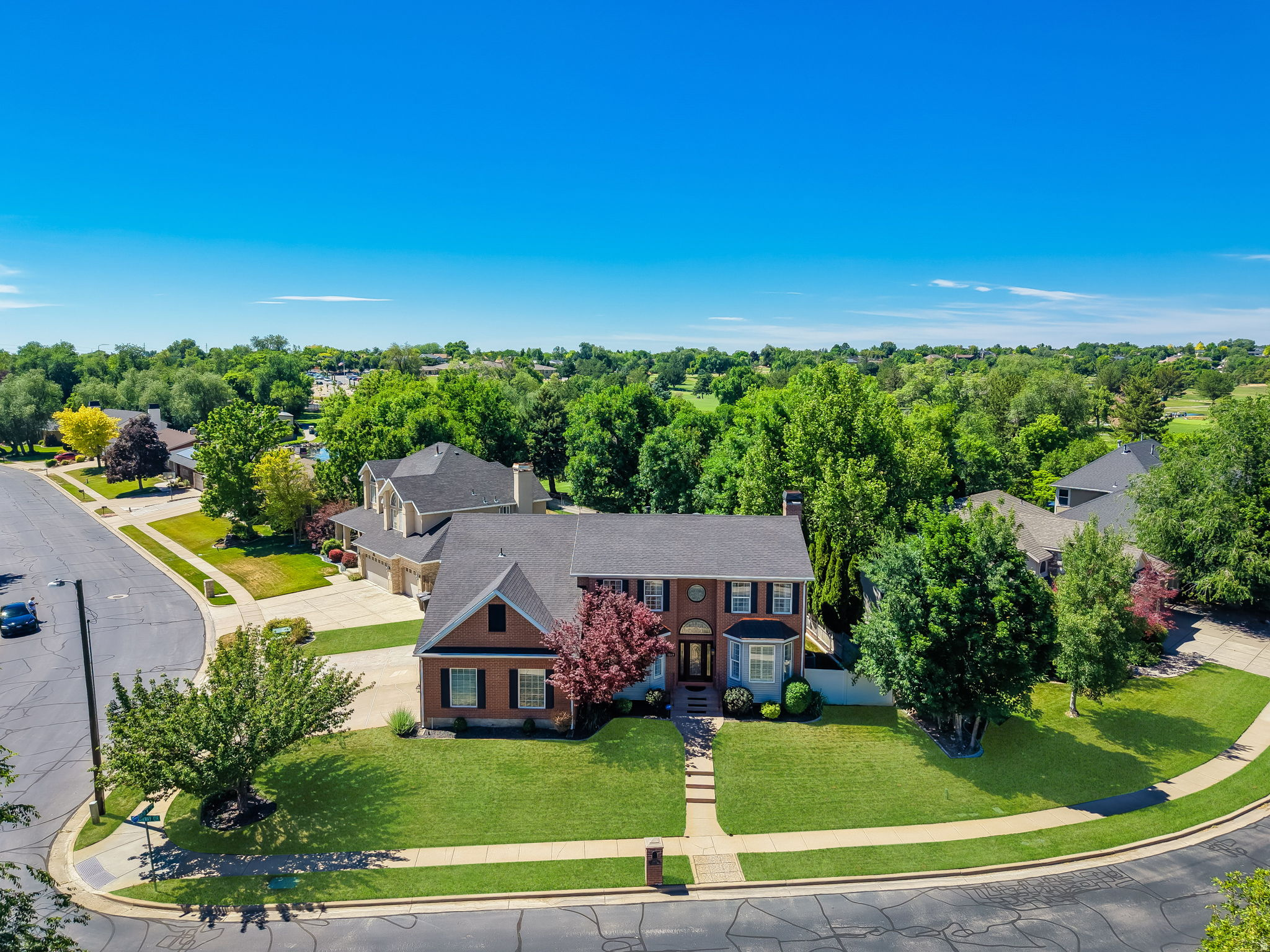 OAKRIDGE COUNTRY CLUB ESTATES - Residential