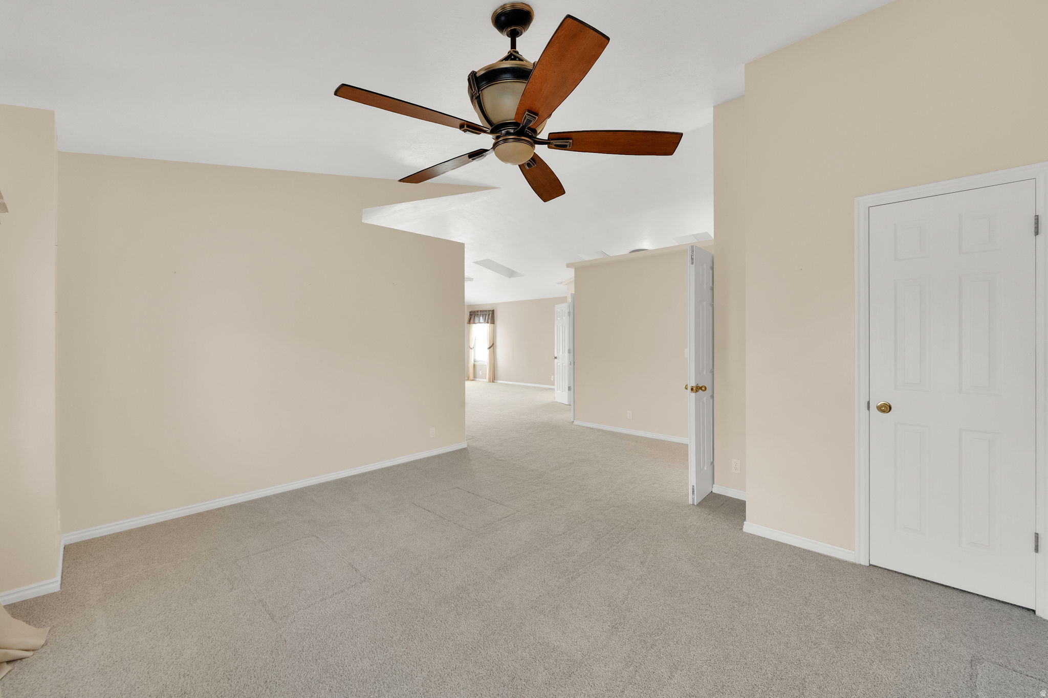 OAKRIDGE COUNTRY CLUB ESTATES - Residential